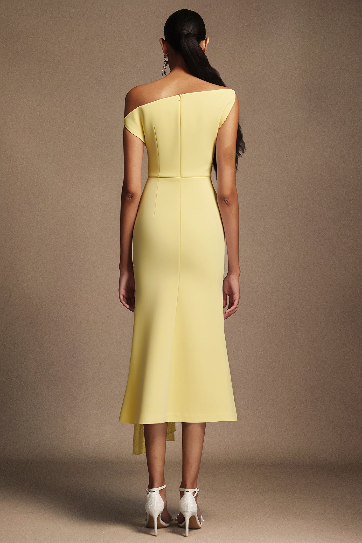 Paulina Oblique Shoulder Sleeveless Folds Yellow Midi Dress