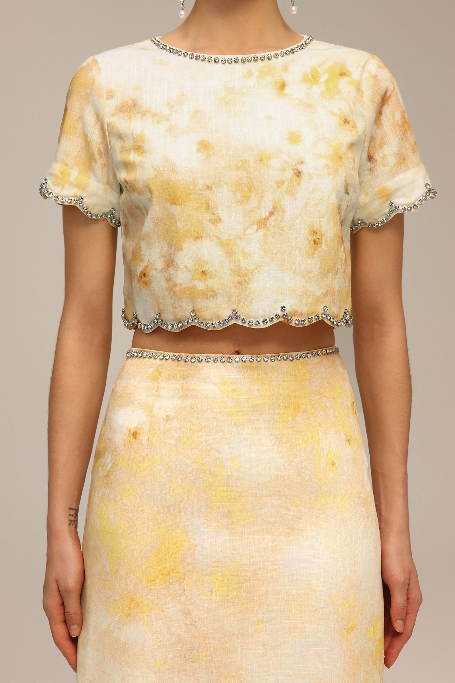 Ymire Diamond Floral Printed Short Sleeve Top And Skirt Two-Piece Set