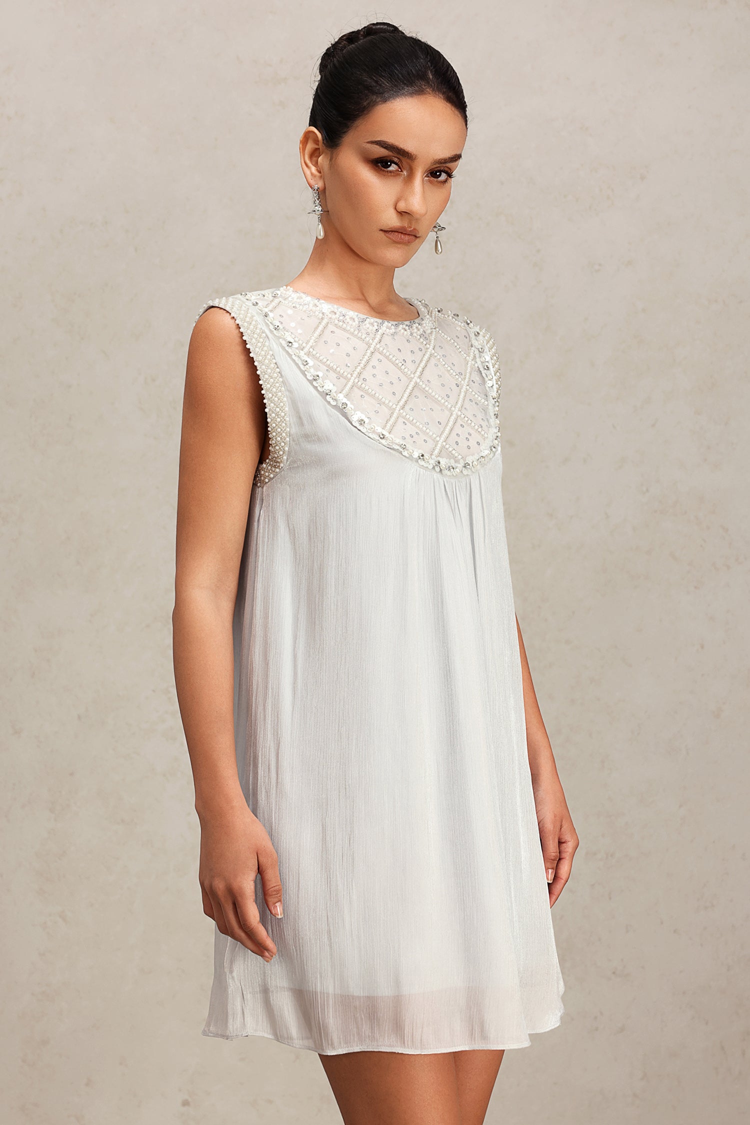 Yamaly Round Neck Sleeveless Diamond Mini Dress