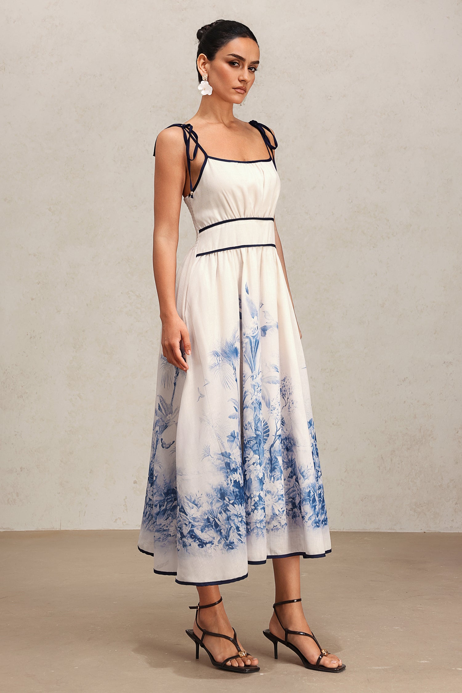 Kasuni Halter Floral Printed Maxi Dress