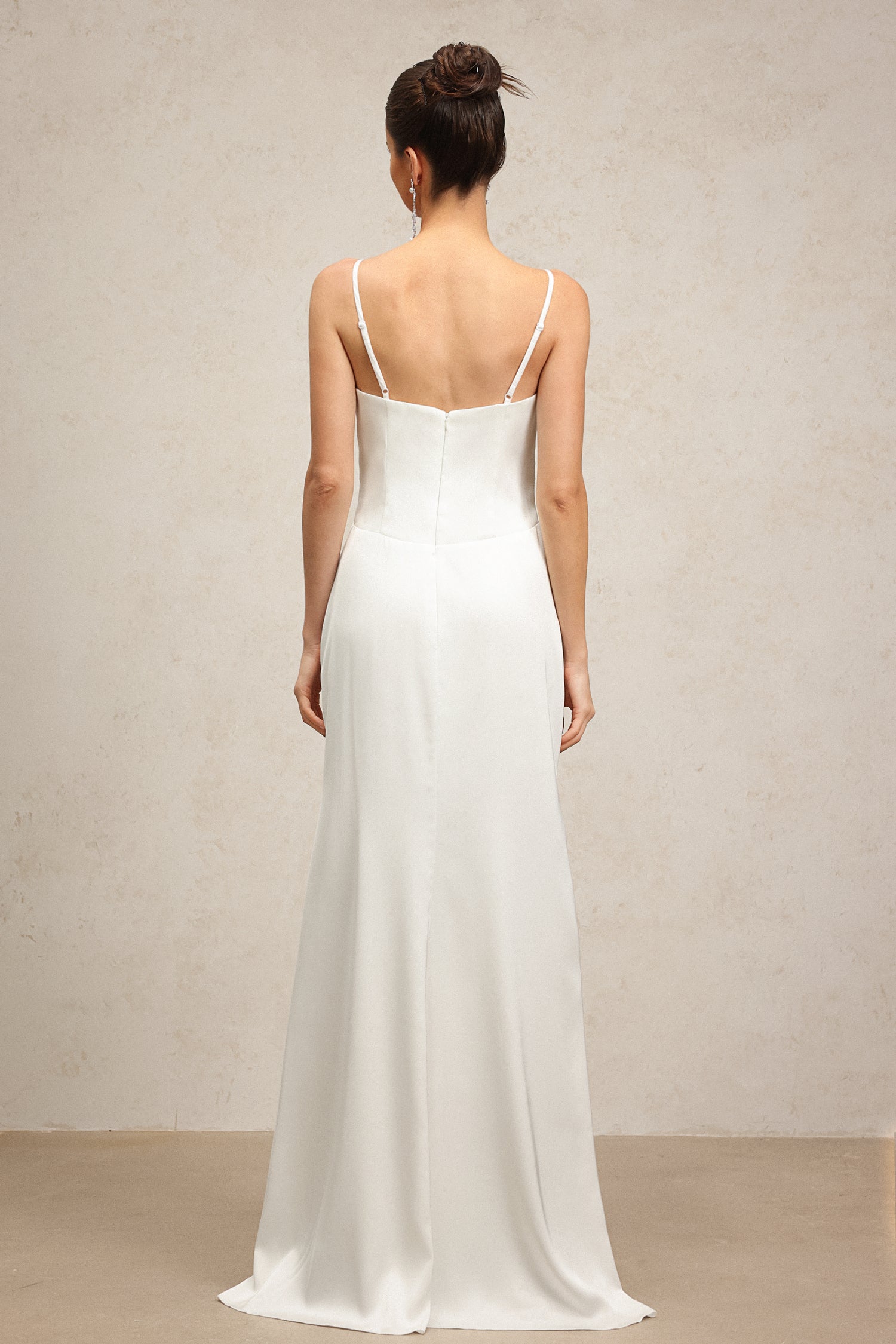 Yvonne Sleeveless V-Neck Flowers Flounce Maxi Dress