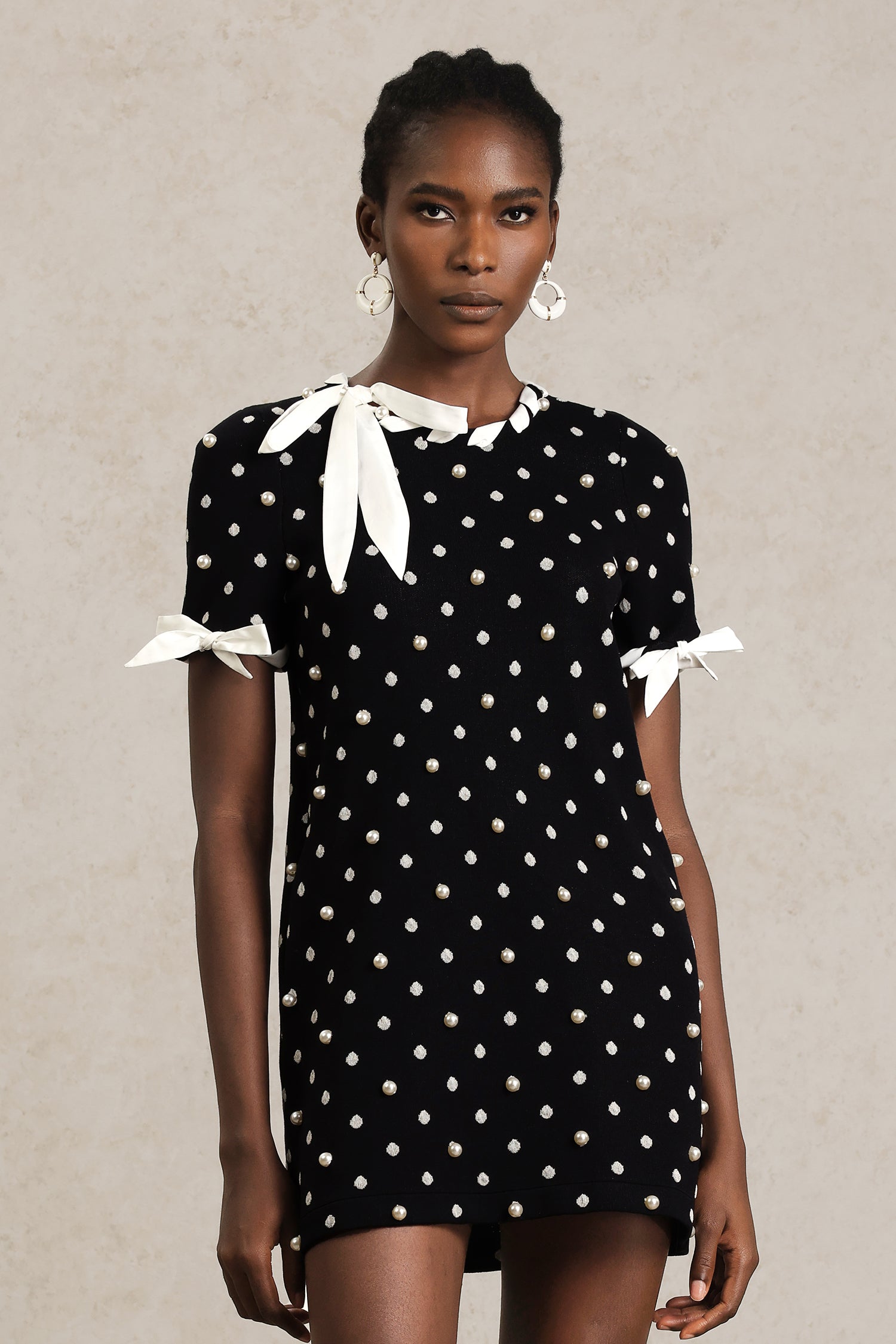 Falae Round Neck Short Sleeves Dot Printed Mini Dress