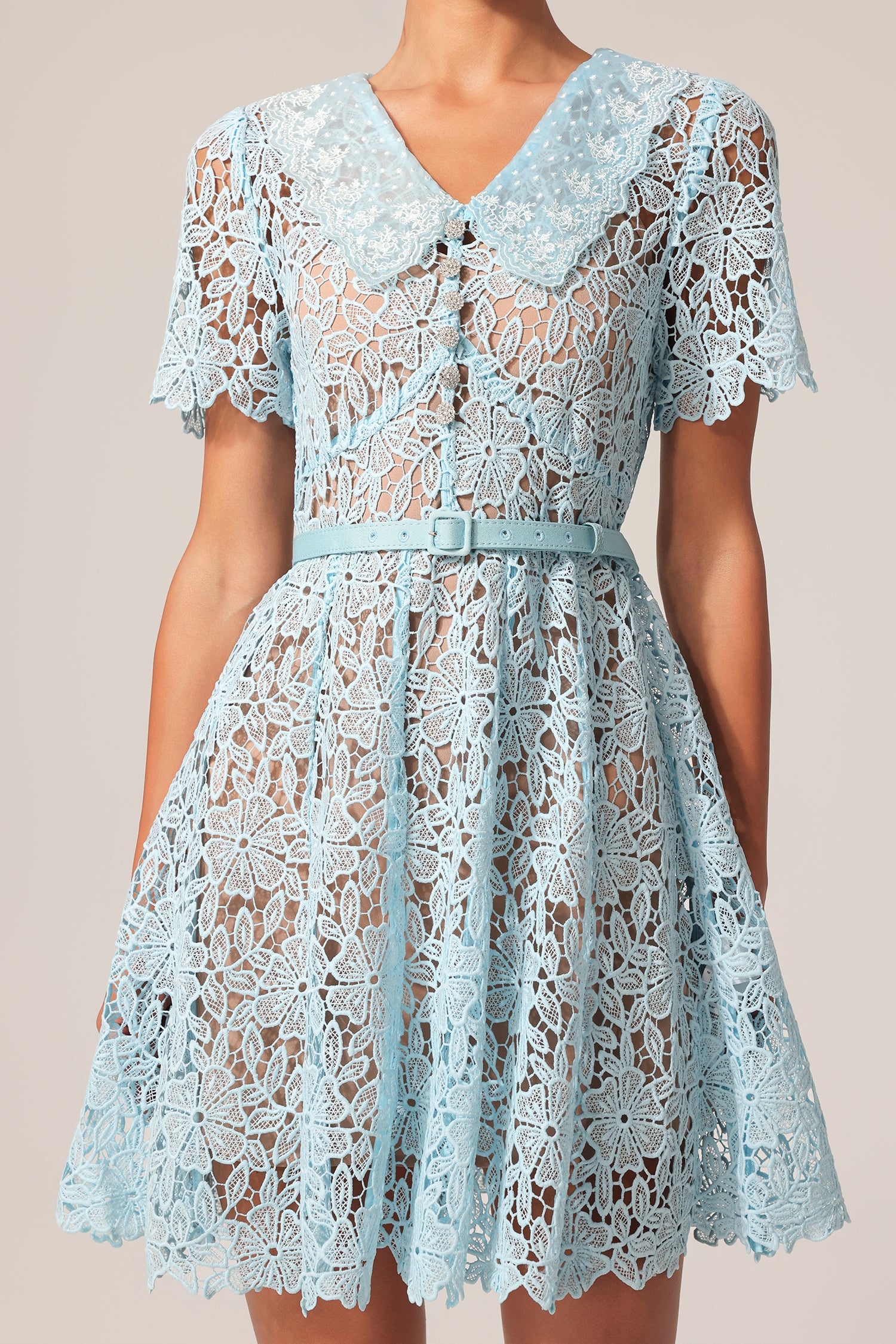 Uerzay Short Sleeves Flowers Lace Mini Dress