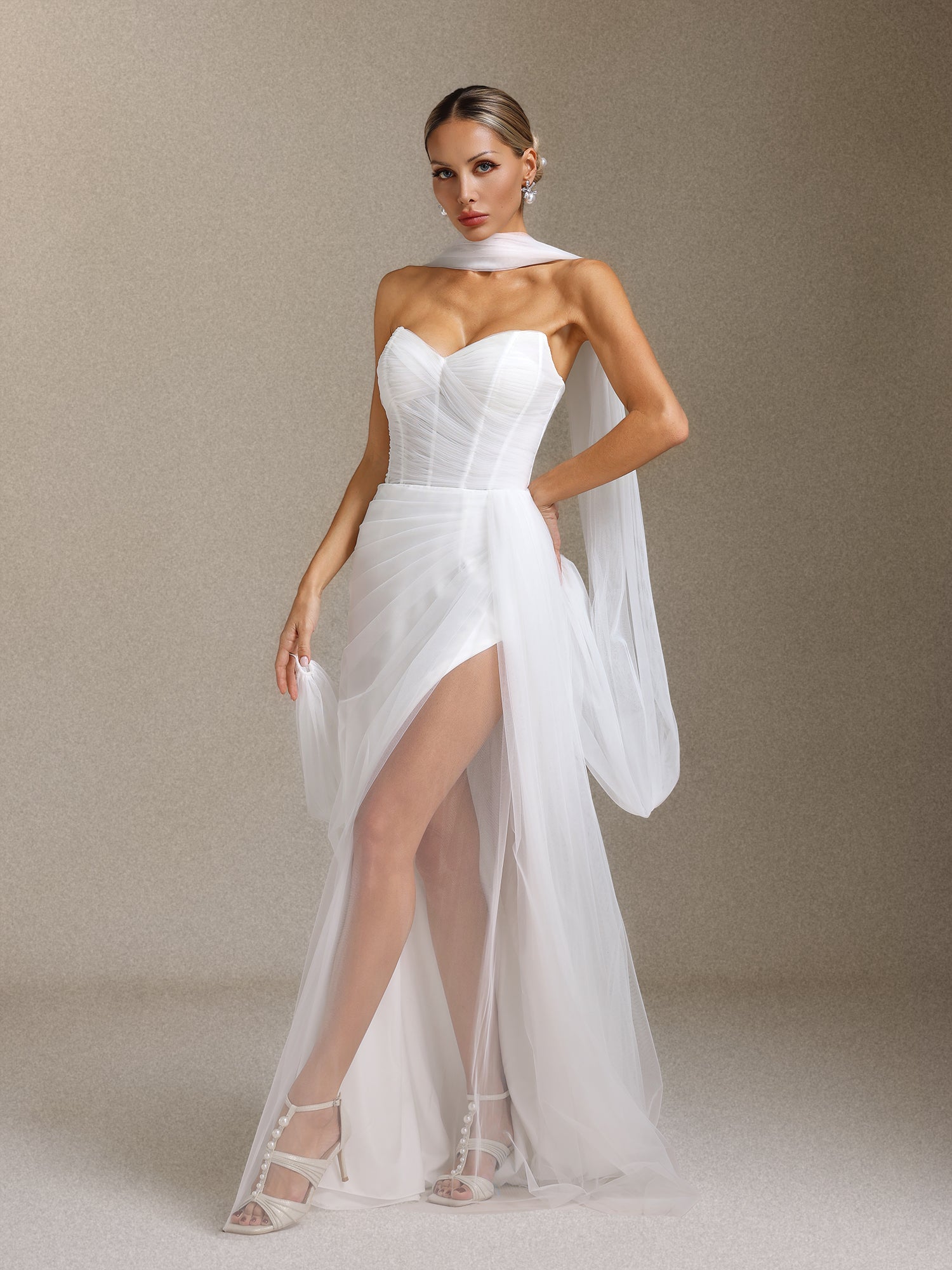 Vanessa Pleated light gauze fishbone strapless maix wedding dress
