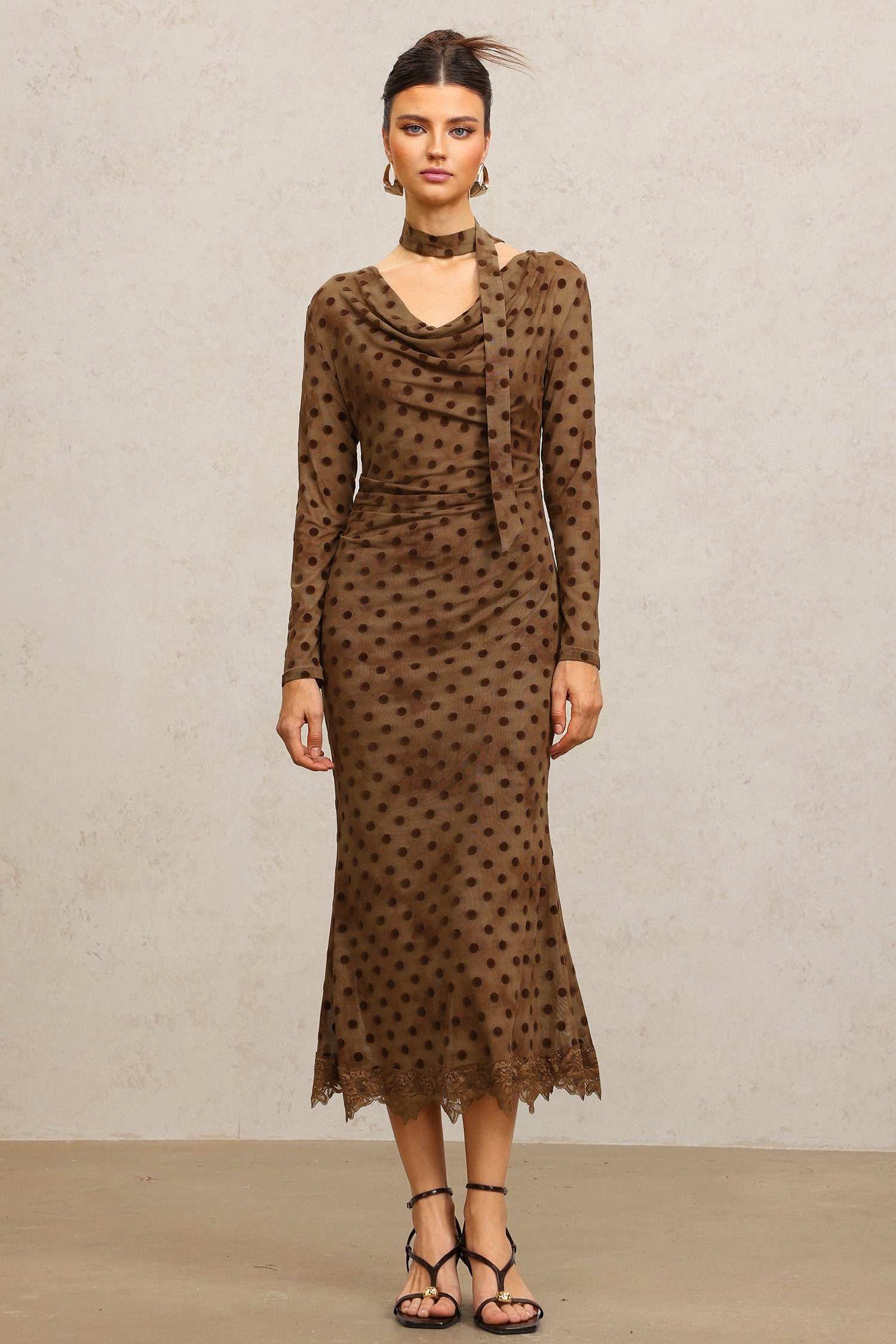 Wilisa Long Sleeves Streamer Midi Dress