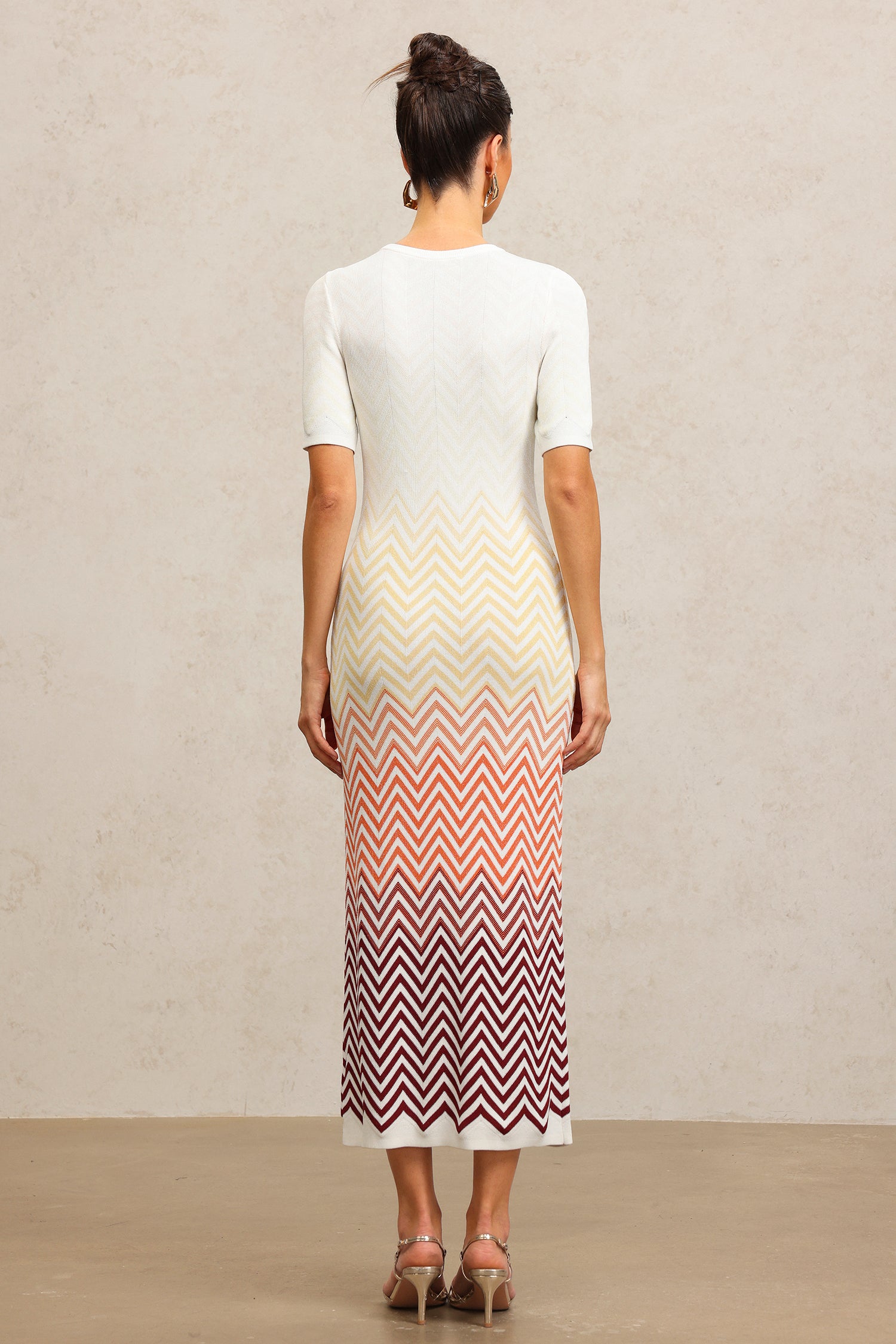 Viney Round Neck Short Sleeves Midi Dress