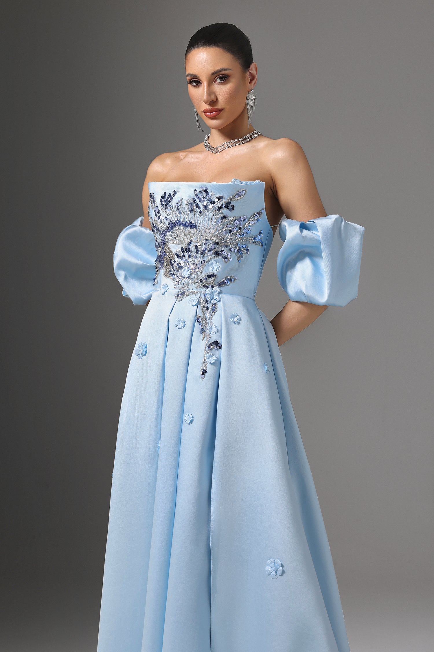 Winni Off-Shoulder Floral Embroidered High Slit Maxi Dress