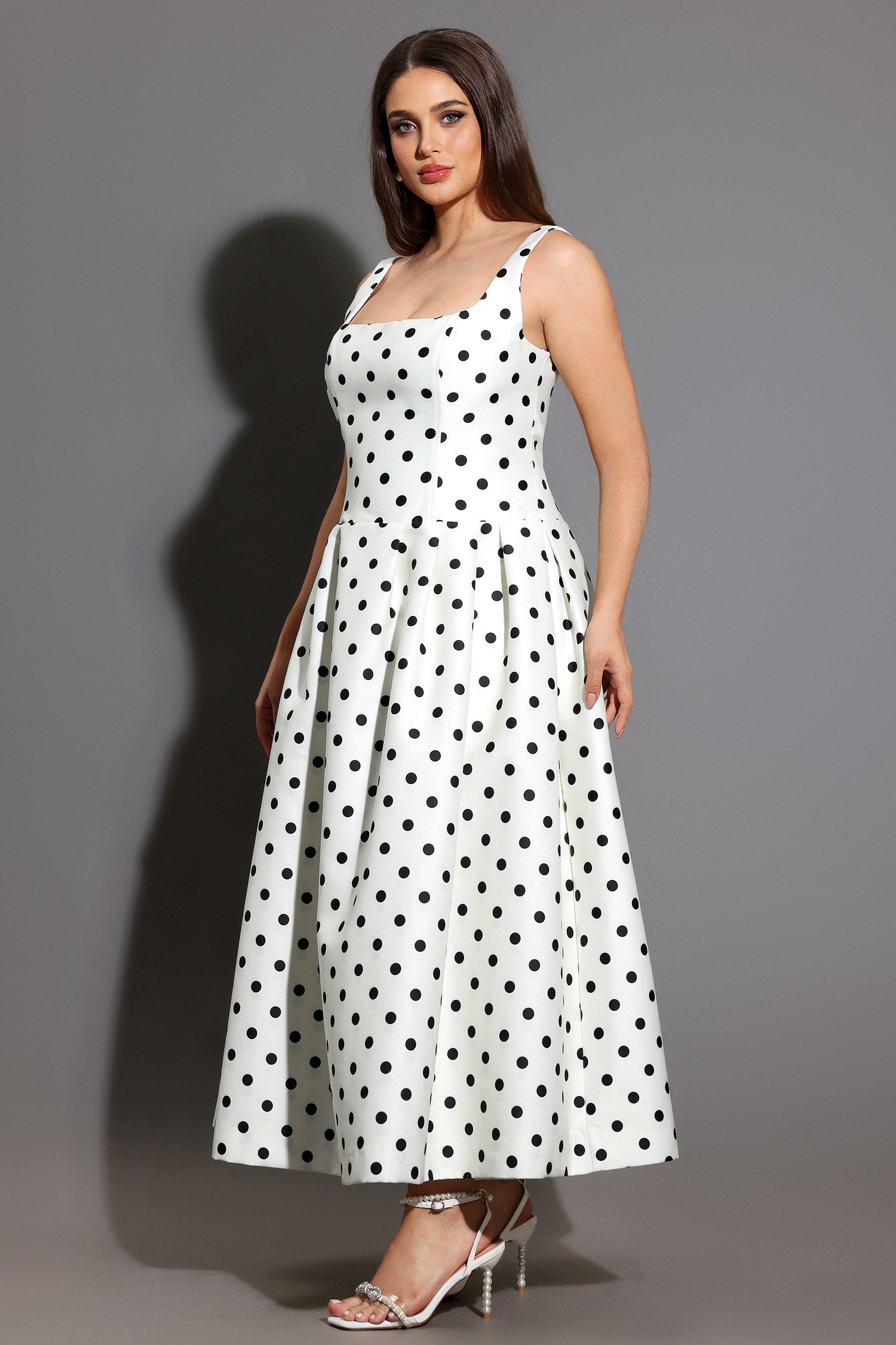 Zada Sleeveless Wave Point Maxi Dress	