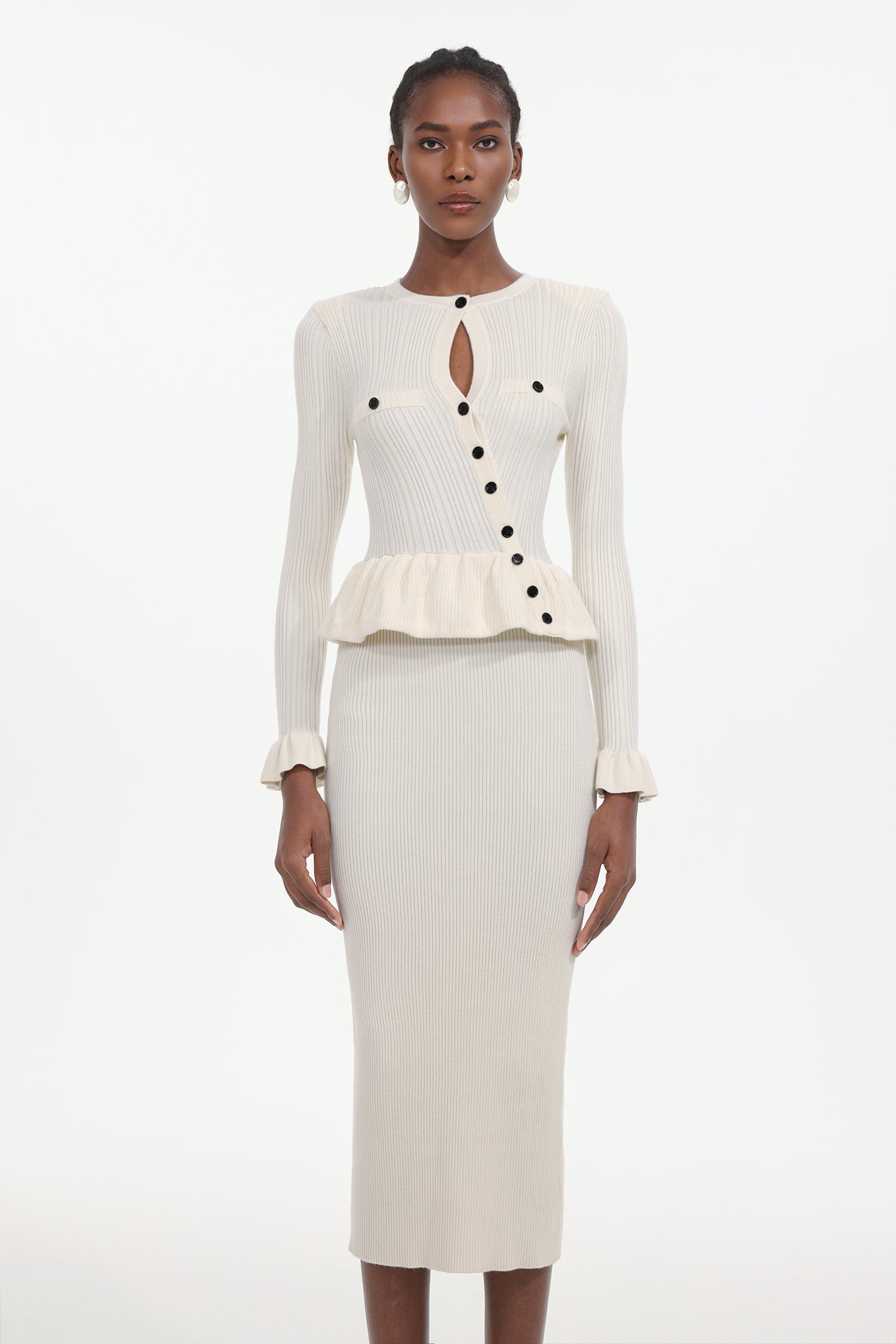 Ninon Elegant Contour Long Sleeve Knit Midi Dress