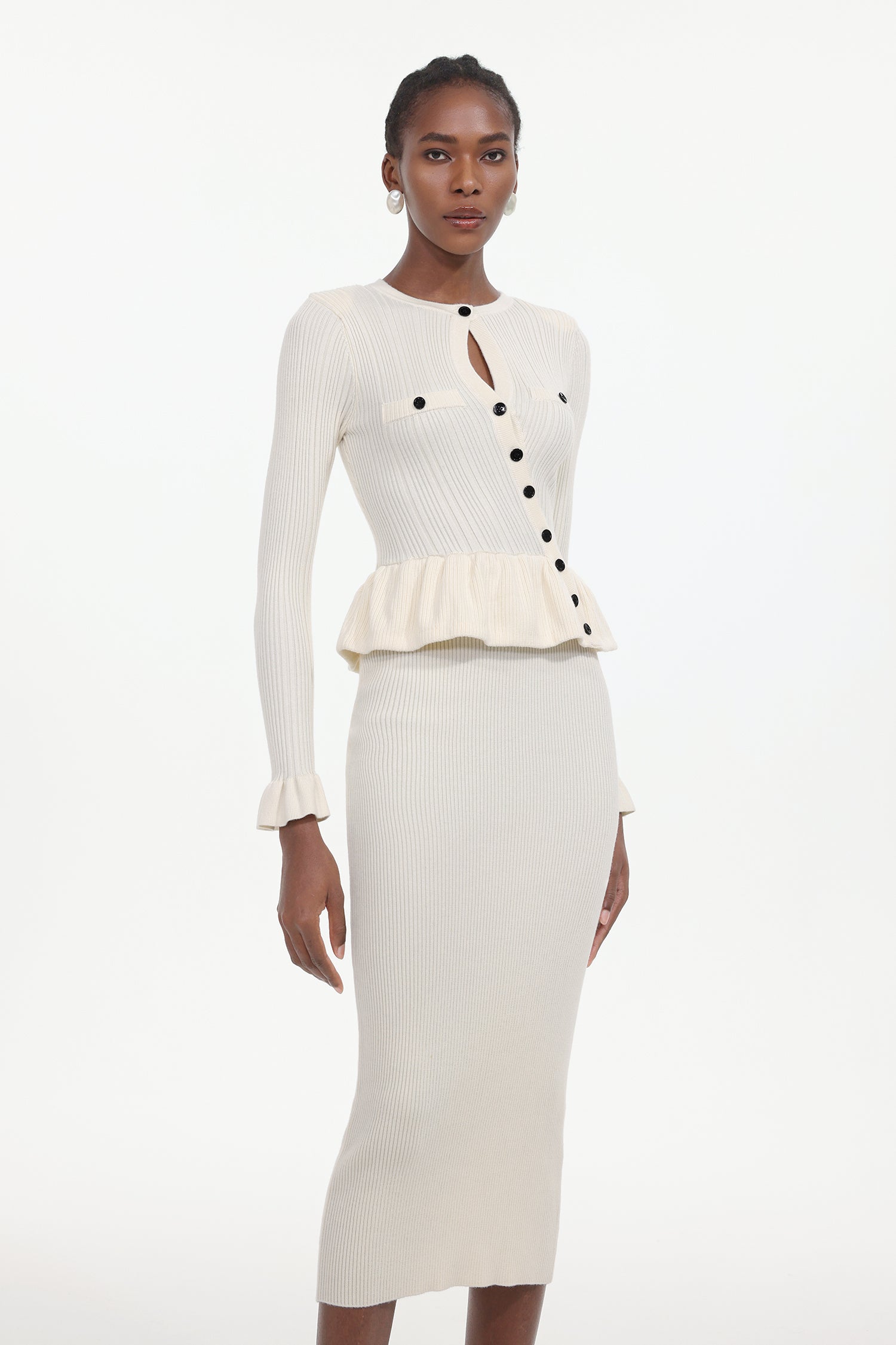 Ninon Elegant Contour Long Sleeve Knit Midi Dress