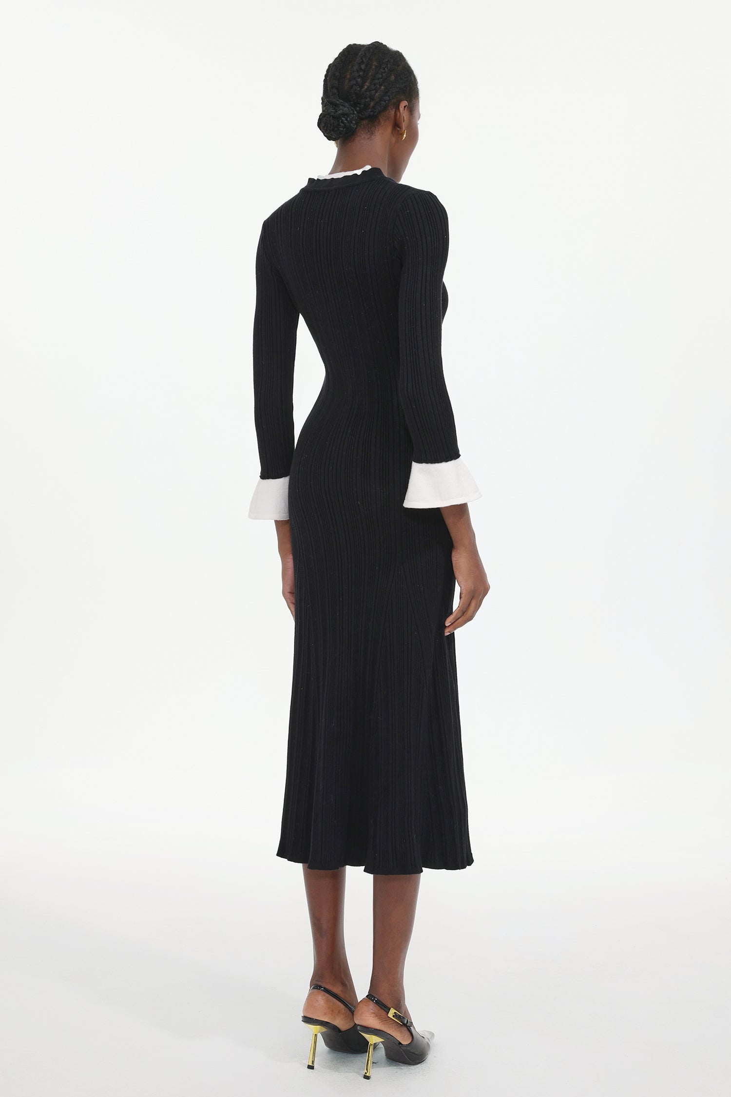 Enid Elegant Contour Long Sleeve Knit Maxi Dress