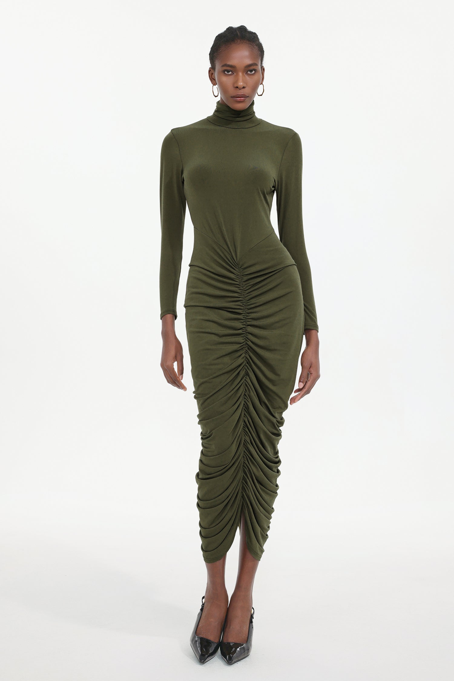 Tesare Elegant Contour Long Sleeve Ruched Knit Maxi Dress