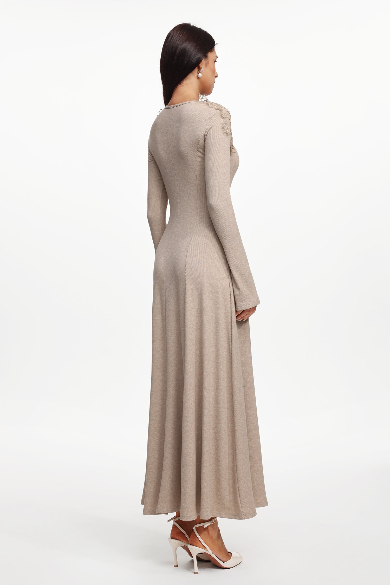 Nivia Vintage Contour Off Shoulder Long Sleeve Floral Knit Maxi Dress