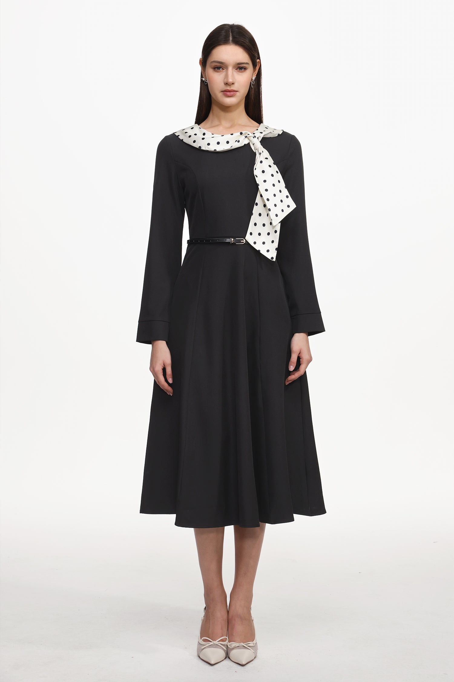 Tikia Vintage Contour Long Sleeve Knit Maxi Dress