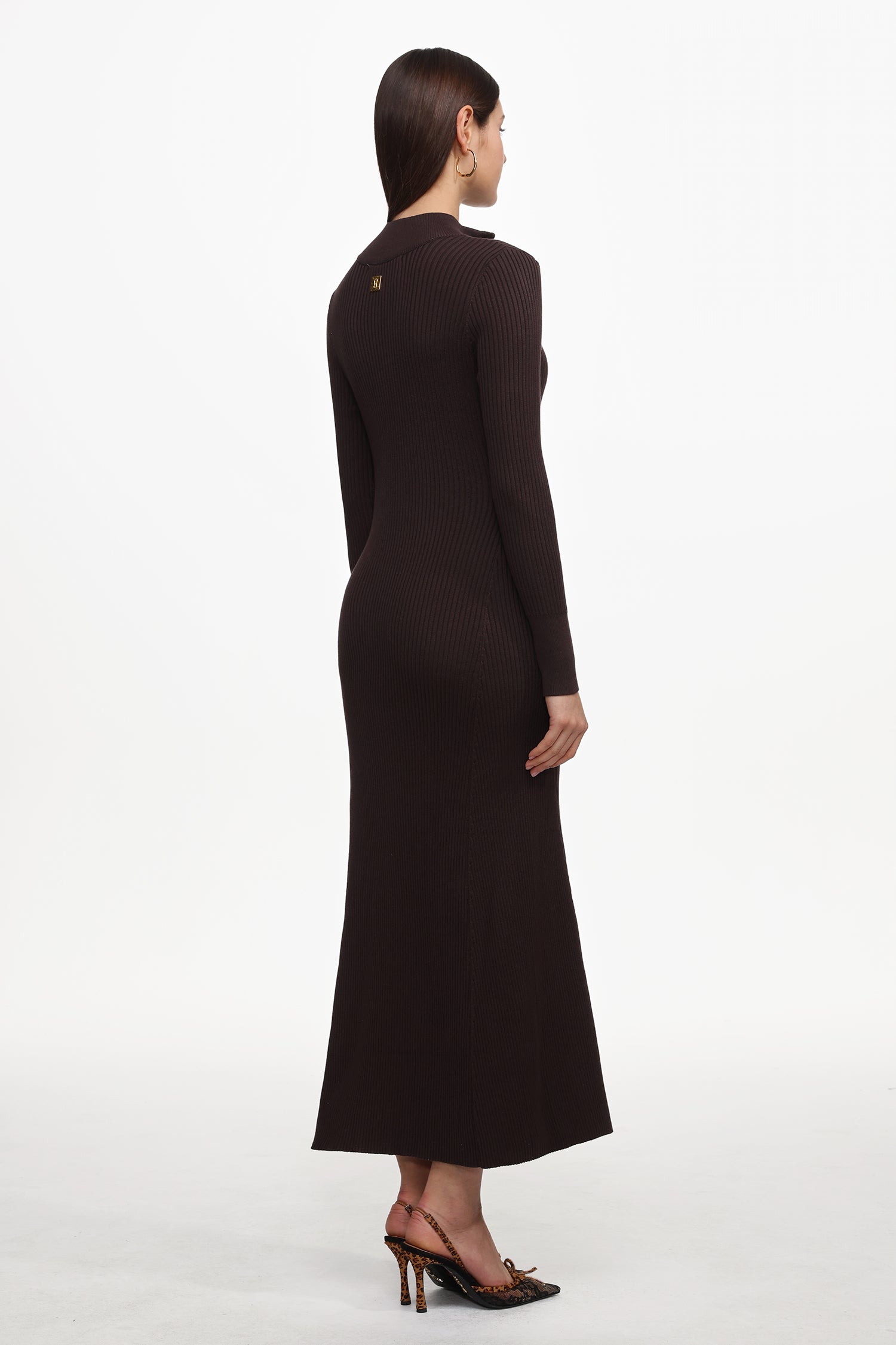 Evvie Chic Contour Long Sleeve Front Zip Knit Maxi Dress