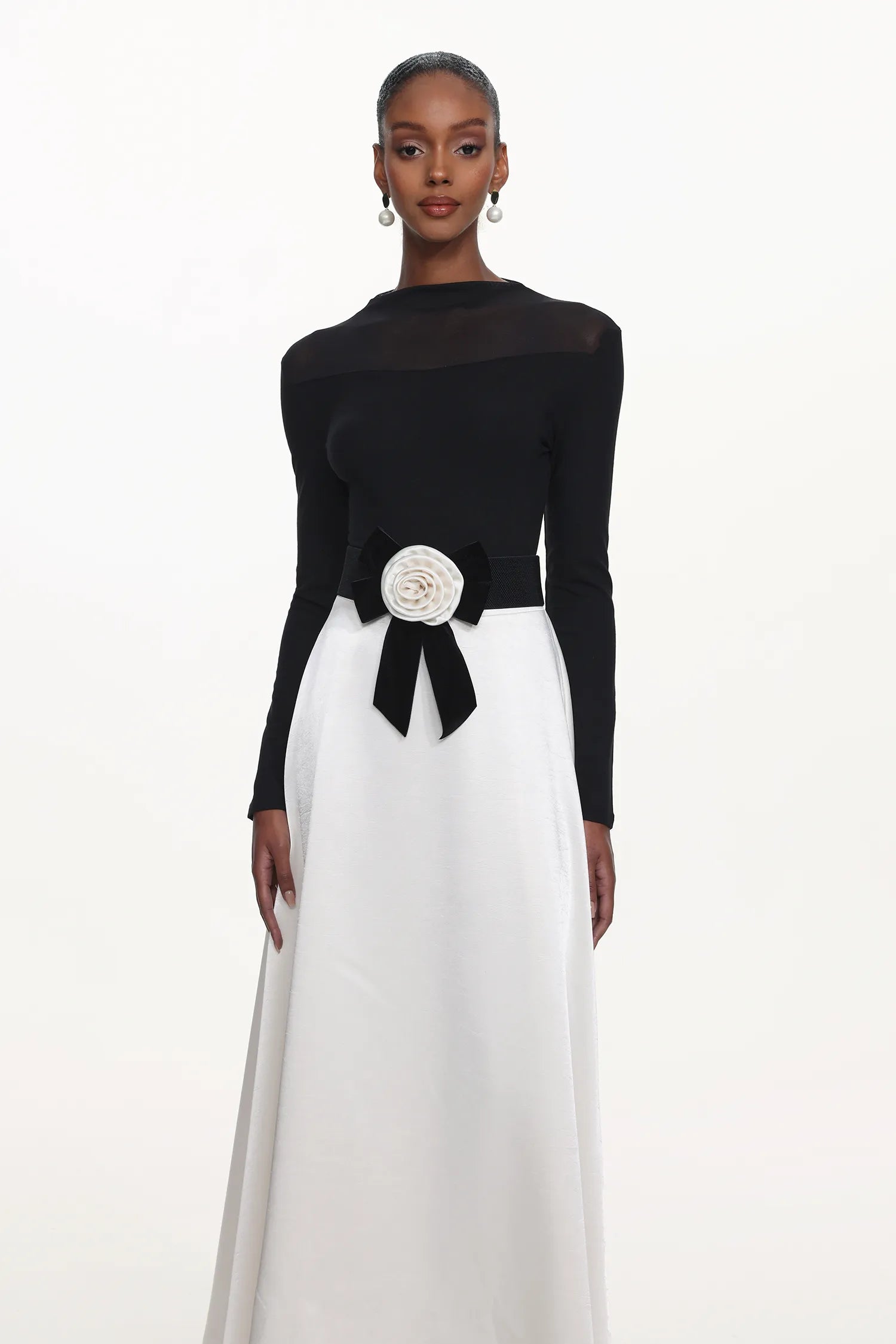 Heloise Elegant Contour Long Sleeve Contrast Floral Maxi Dress