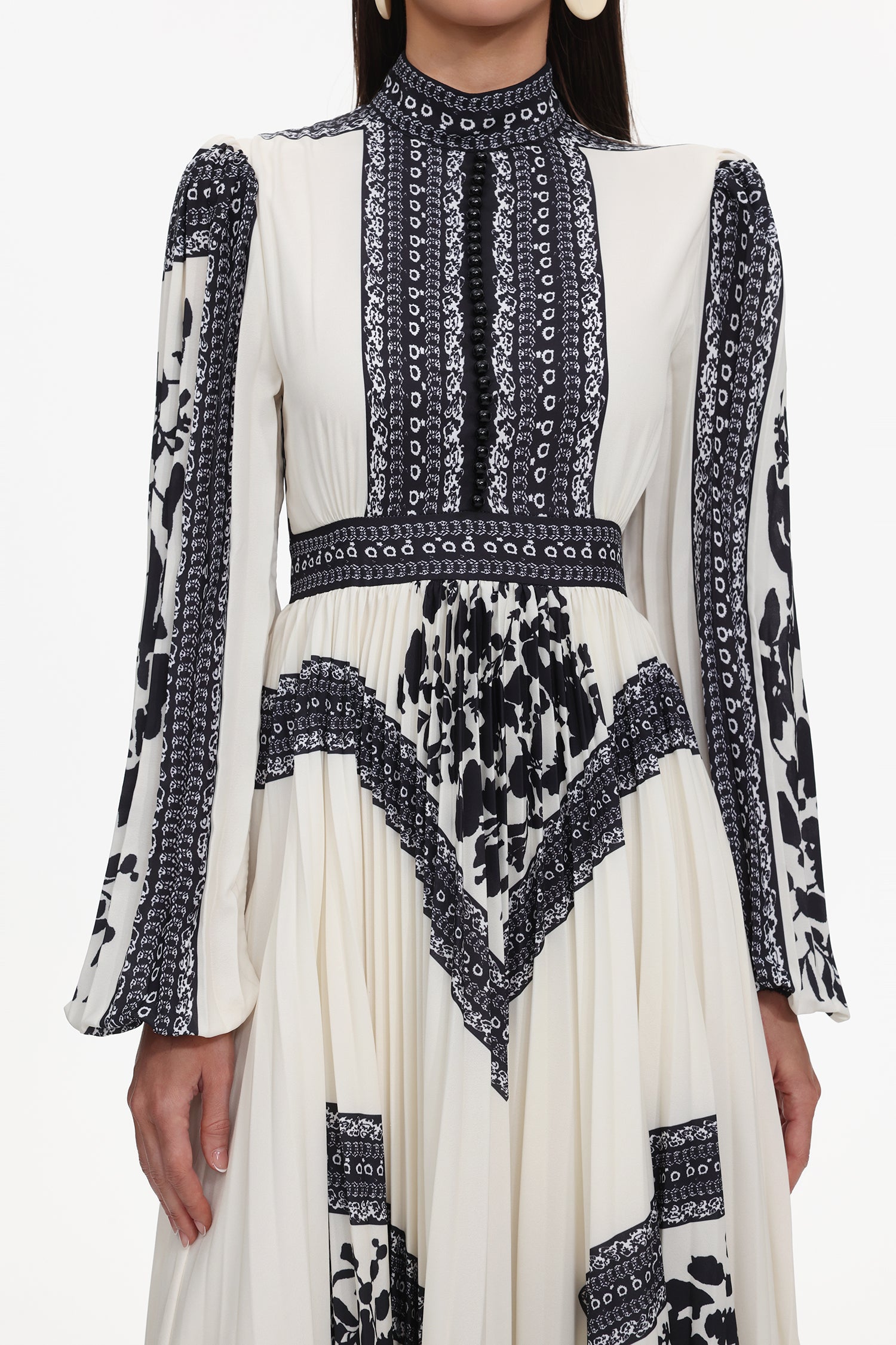 Sahara Resort Flowy Pleated Long Sleeve Printed Chiffon Black Maxi Dress	