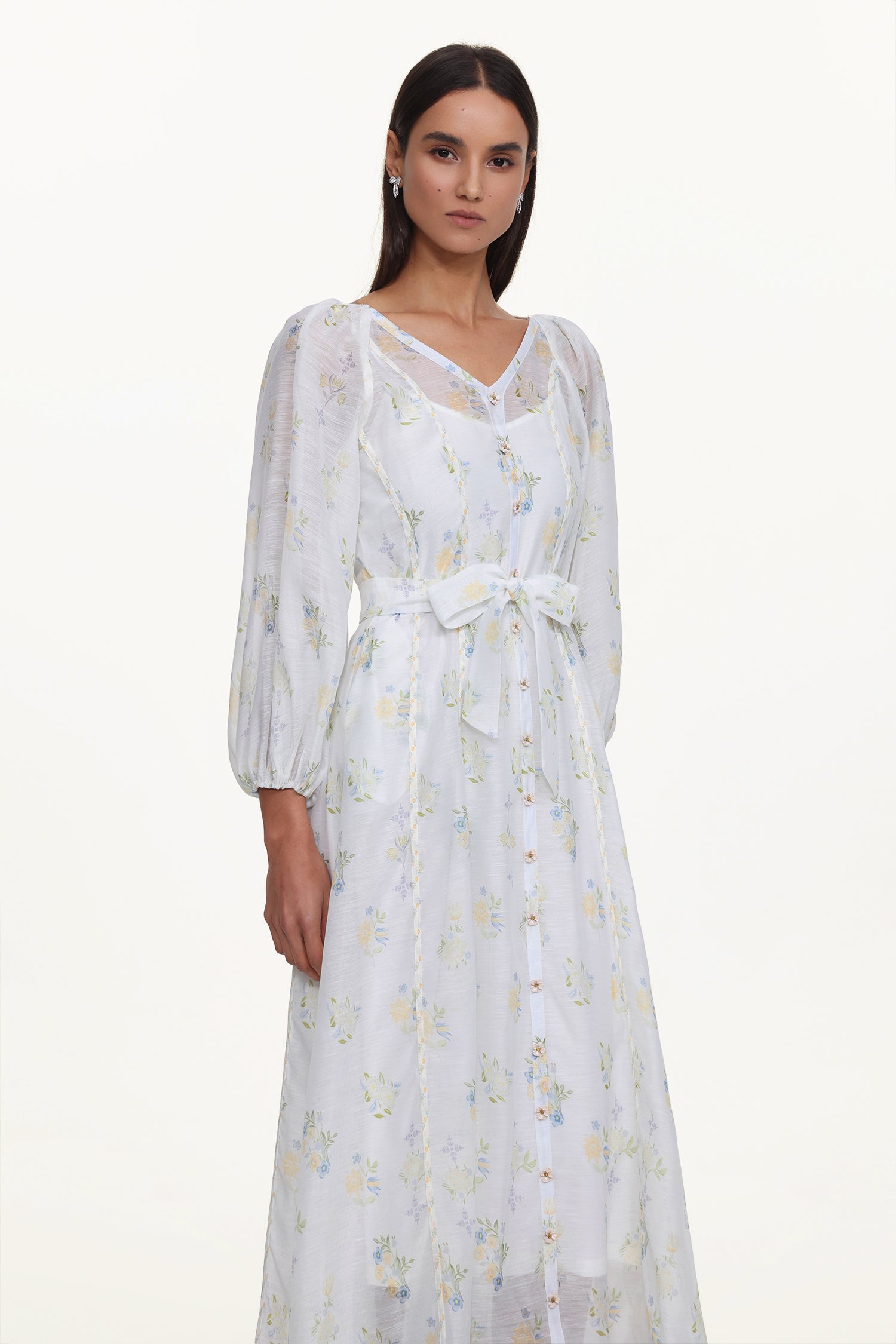 Jinx Resort Flowy V Neck Long Sleeve Floral Print Woven Maxi Dress	