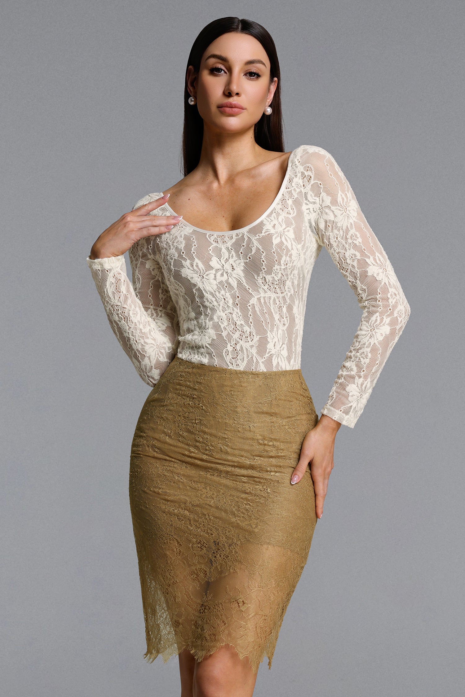 Devonne Romantic Contour Lace Skirt	