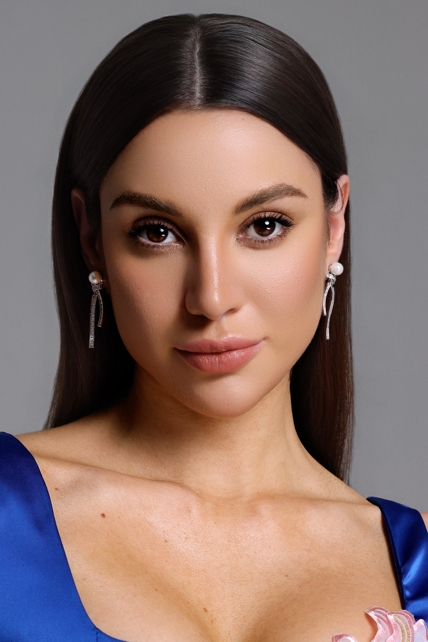 Sydney Bow Pearl Diamond Earrings	