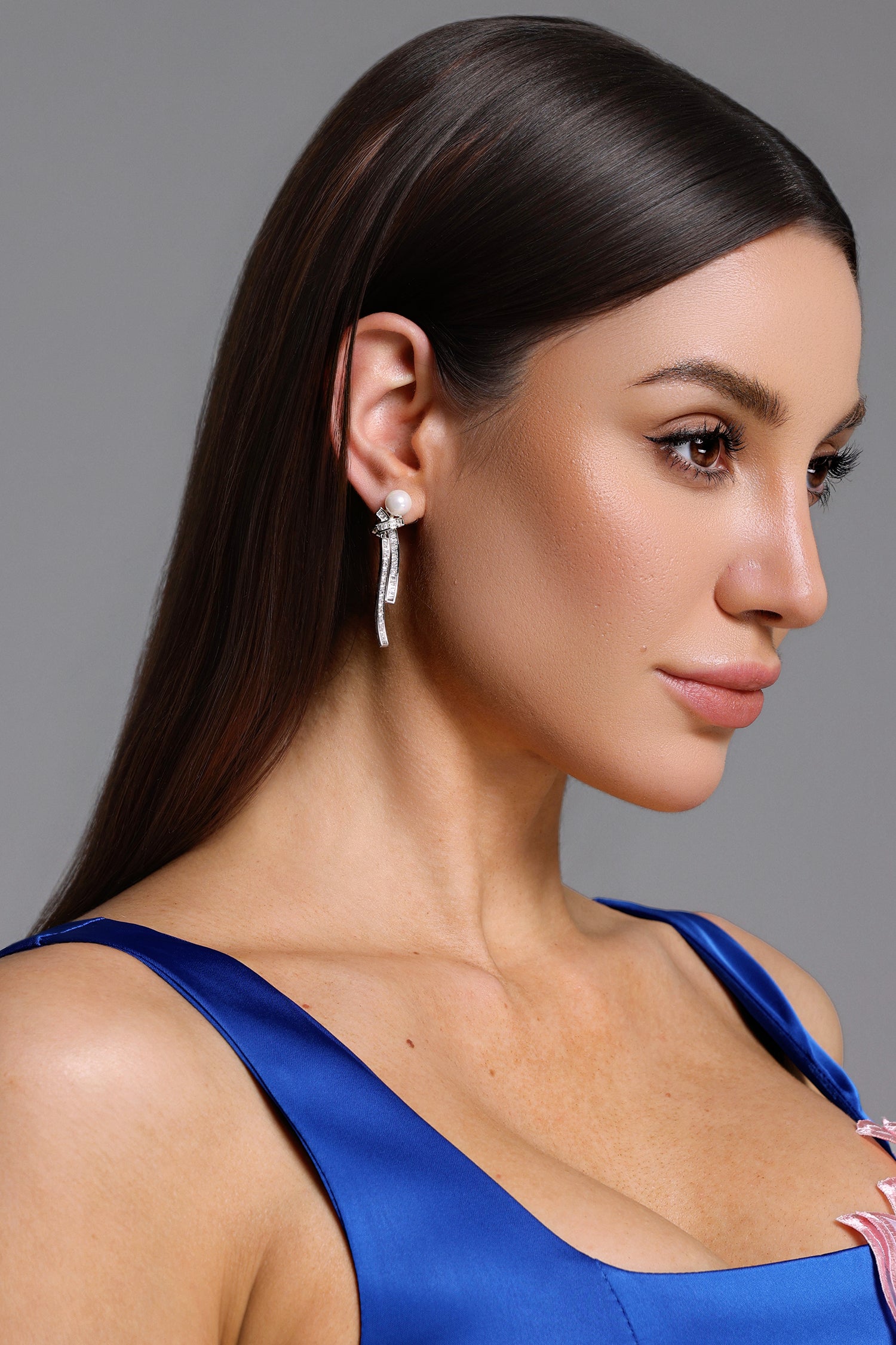 Sydney Bow Pearl Diamond Earrings	