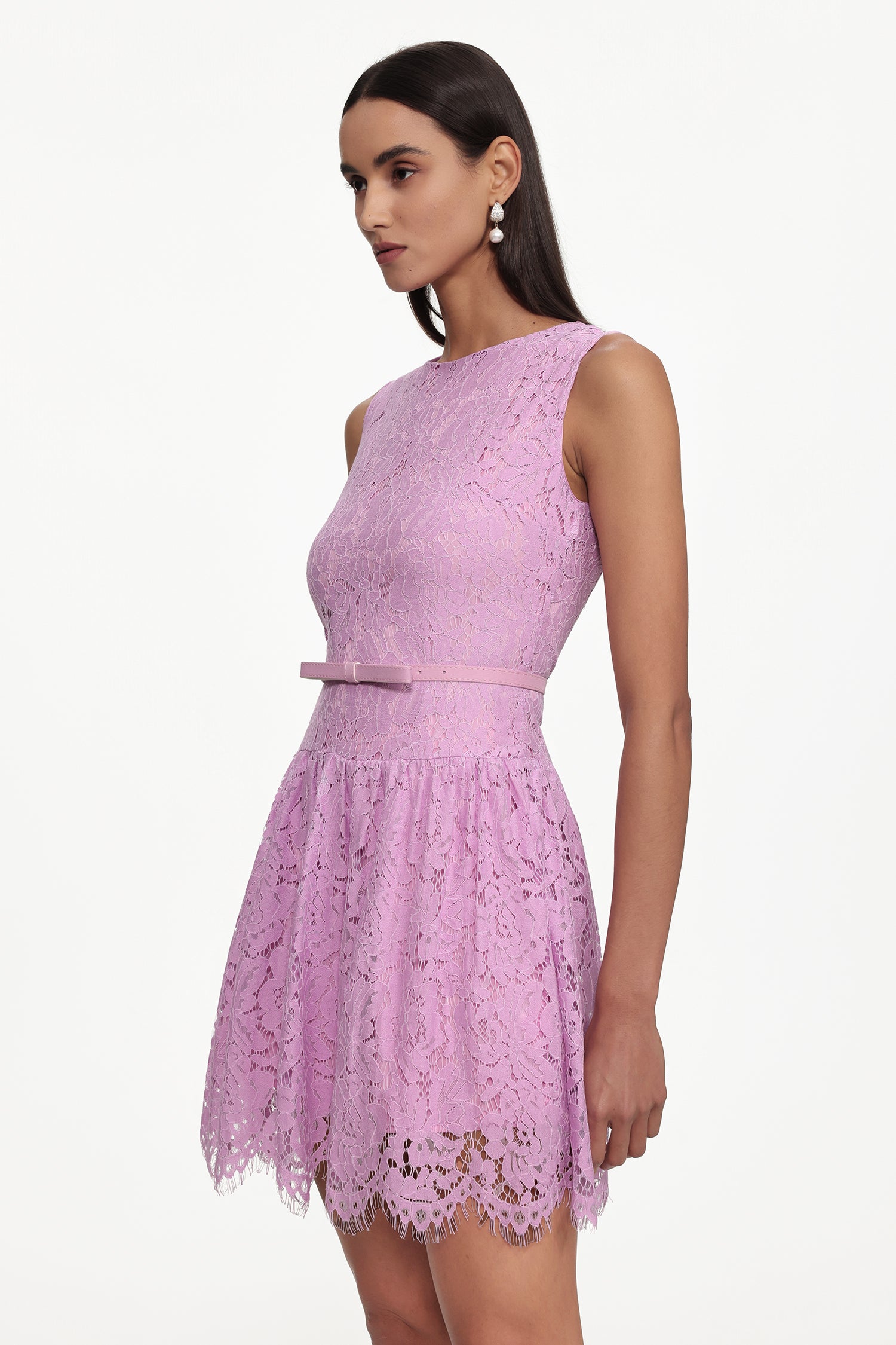 Liara Classic Tailored Round Neck Sleeveless Floral Lace Mini Dress	