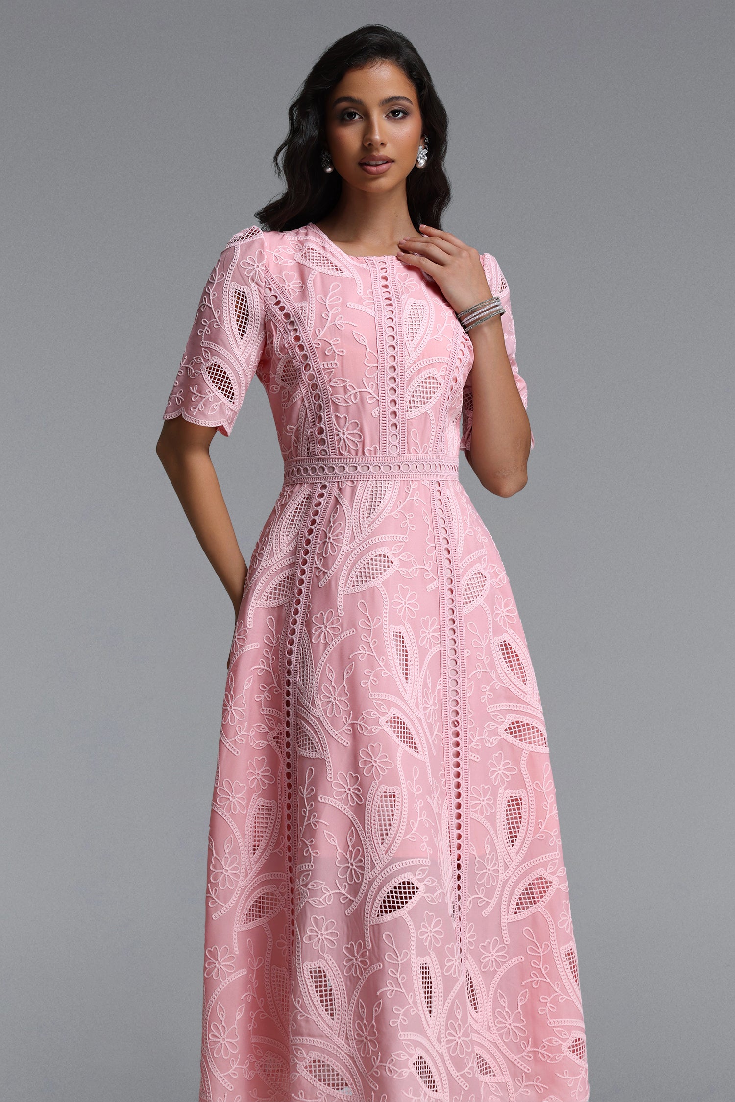 Krystal Resort Cinched Short Sleeve Embroidered Floral Lace Woven Midi Dress	