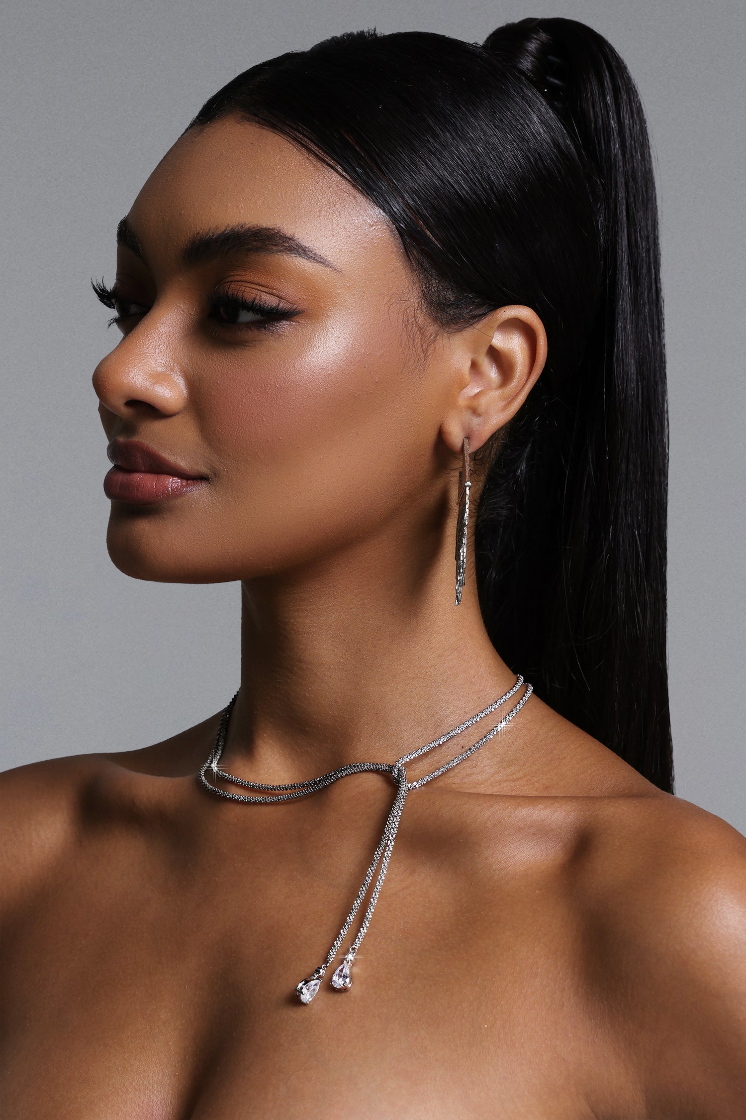 Domio Rhinestone Teardrop Necklace	