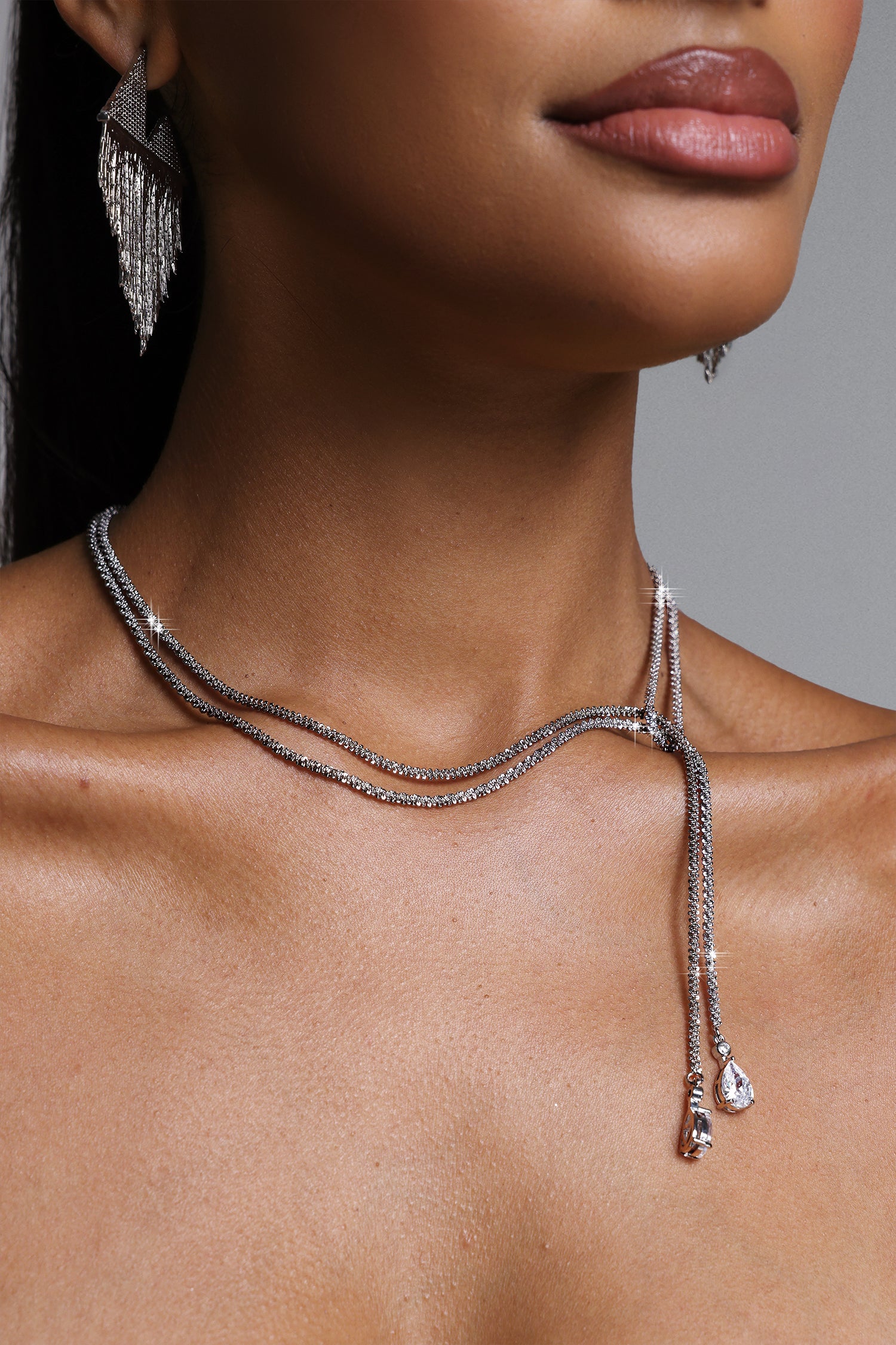 Domio Rhinestone Teardrop Necklace	