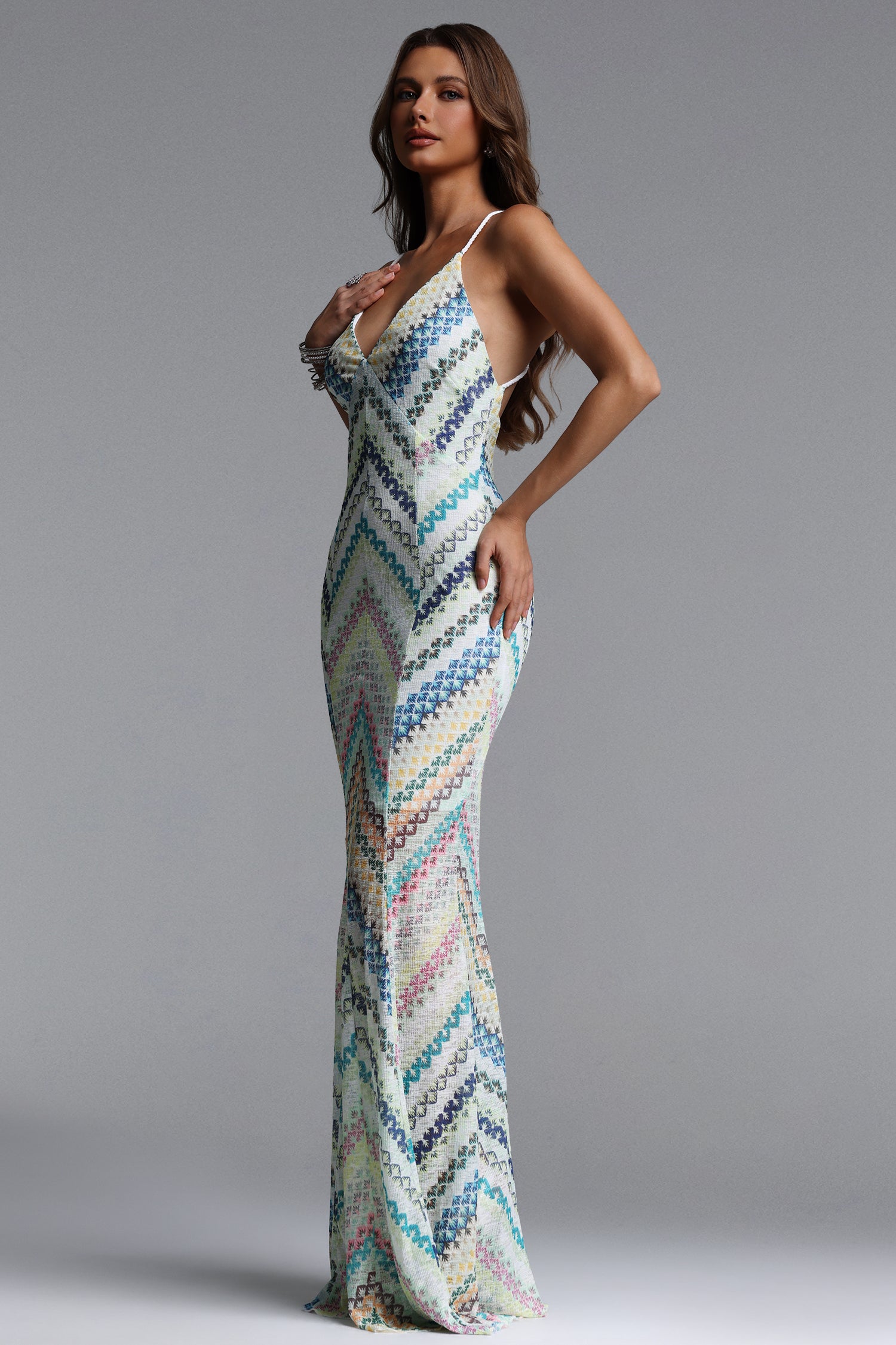 Salama Resort Contour V Neck Sleeveless Print Woven Maxi Dress	