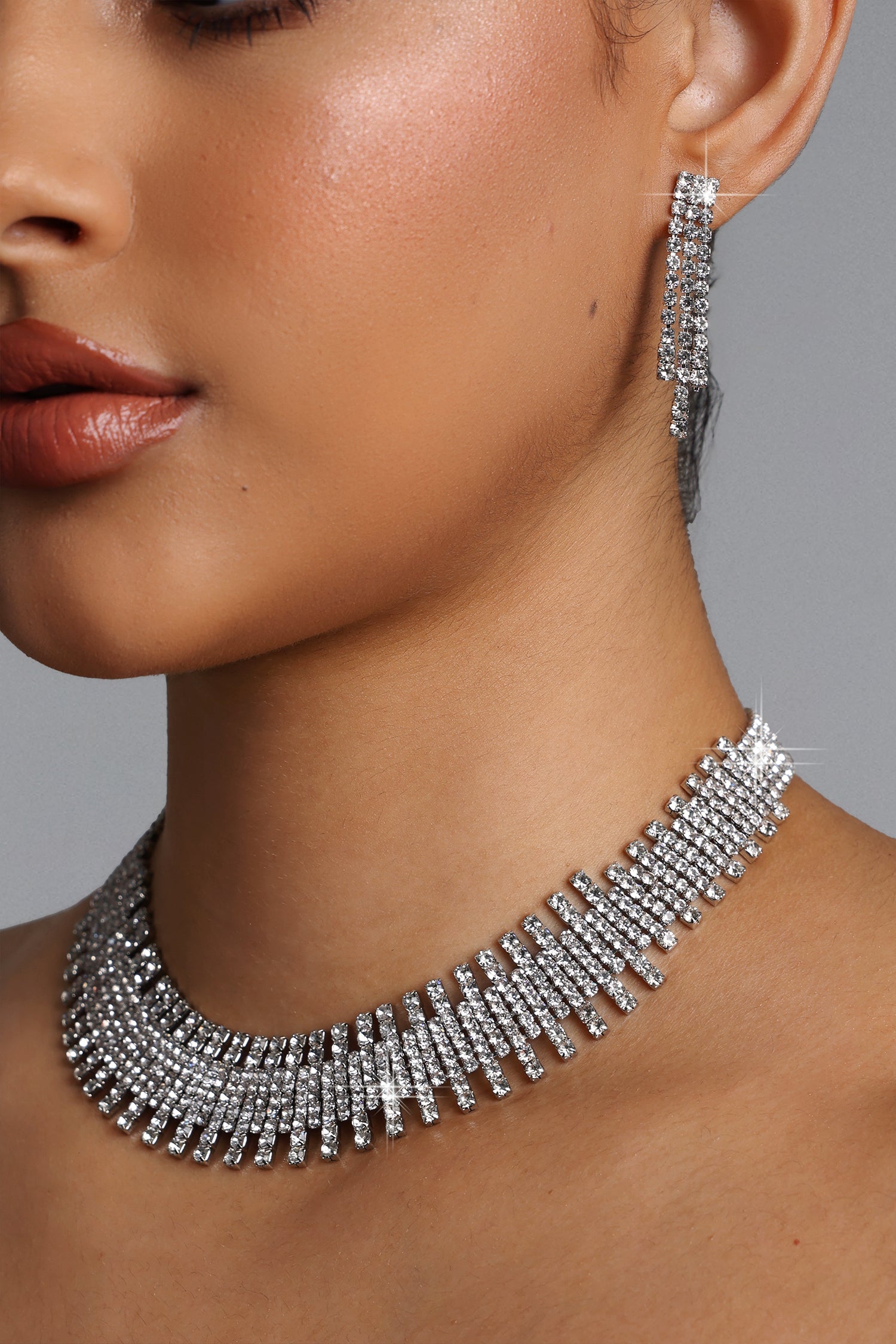 Gerasa Rhinestone Fringe Necklace Earrings Set	