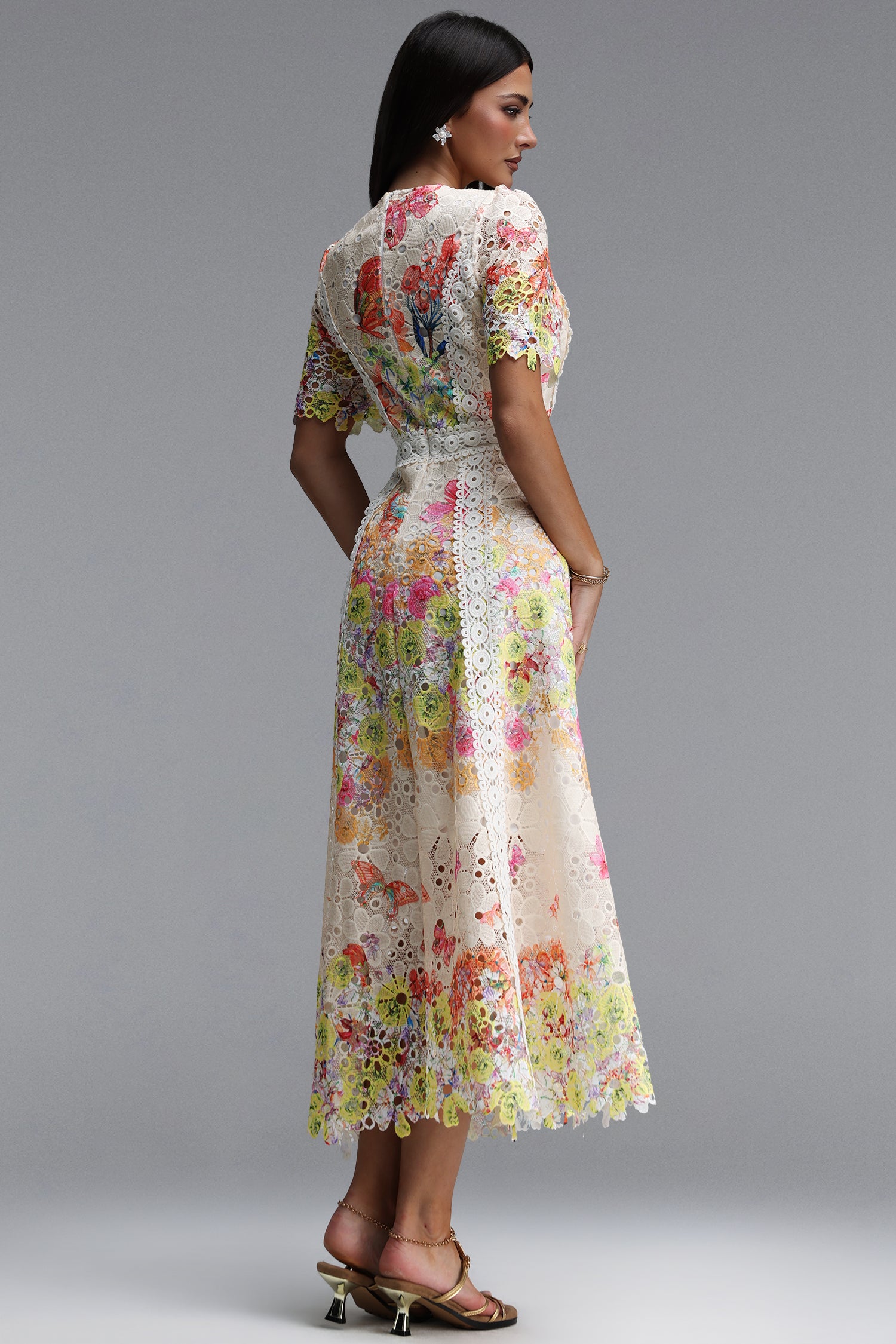 Pillose Resort Cinched Round Neck Short Sleeve Floral Print Lace Yellow Maxi Dress	