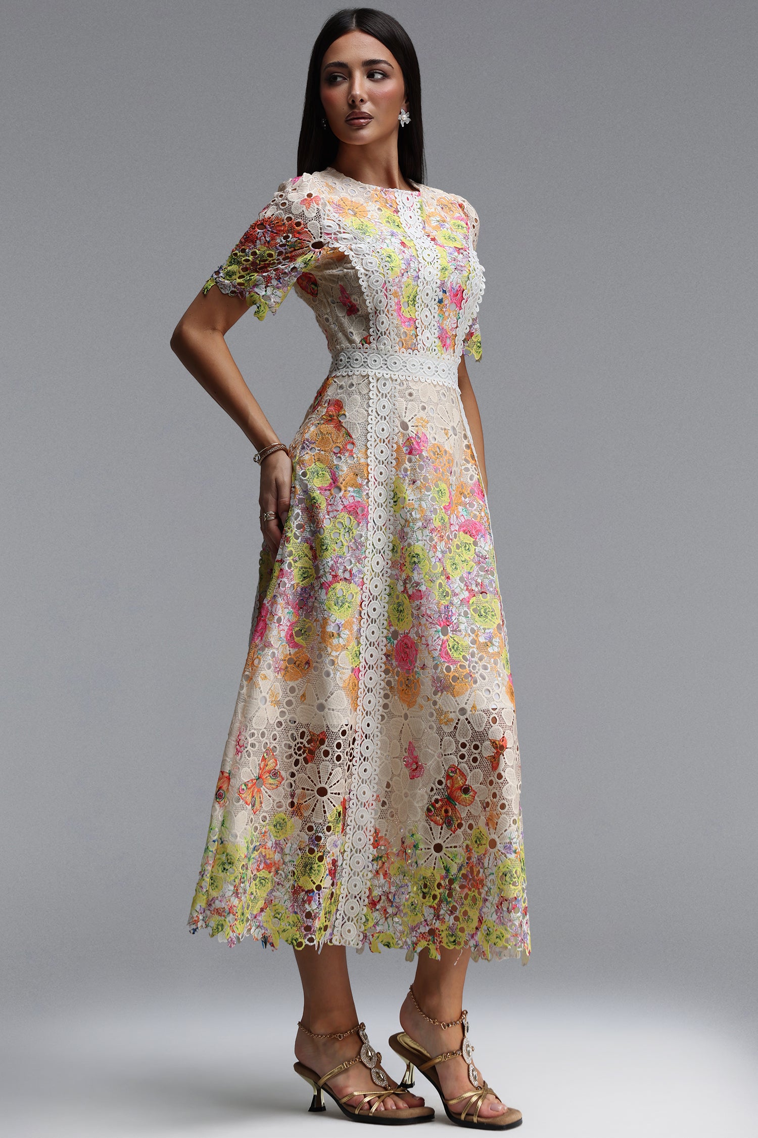 Pillose Resort Cinched Round Neck Short Sleeve Floral Print Lace Yellow Maxi Dress	
