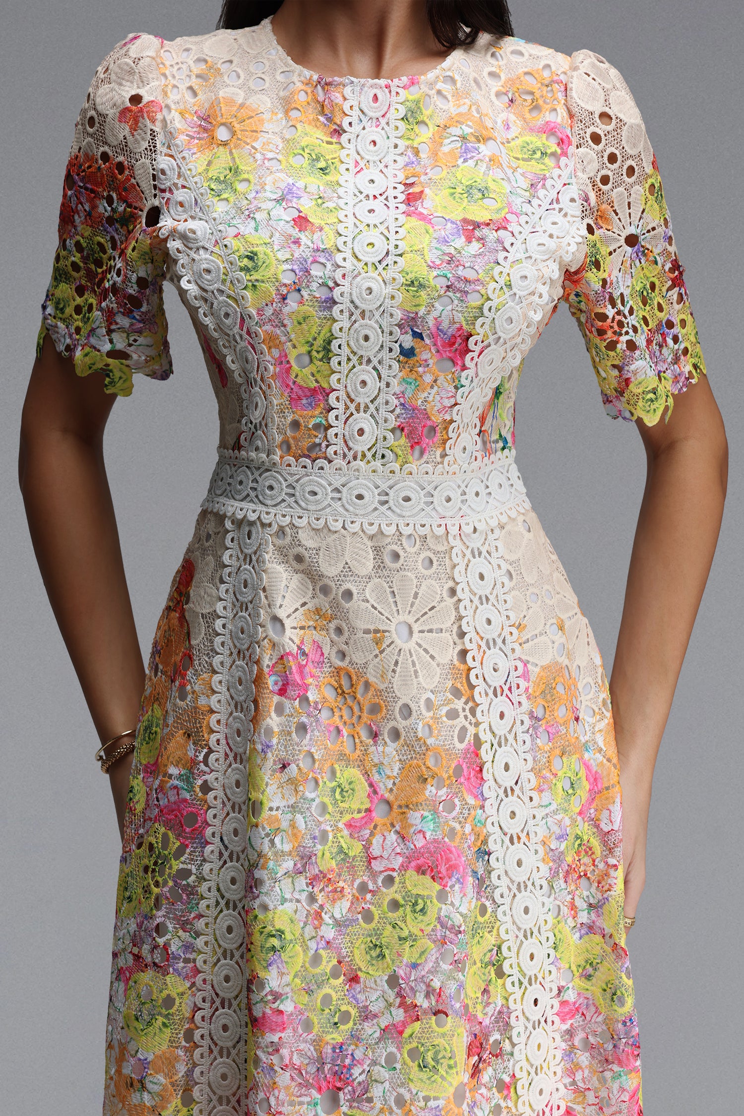 Pillose Resort Cinched Round Neck Short Sleeve Floral Print Lace Yellow Maxi Dress	