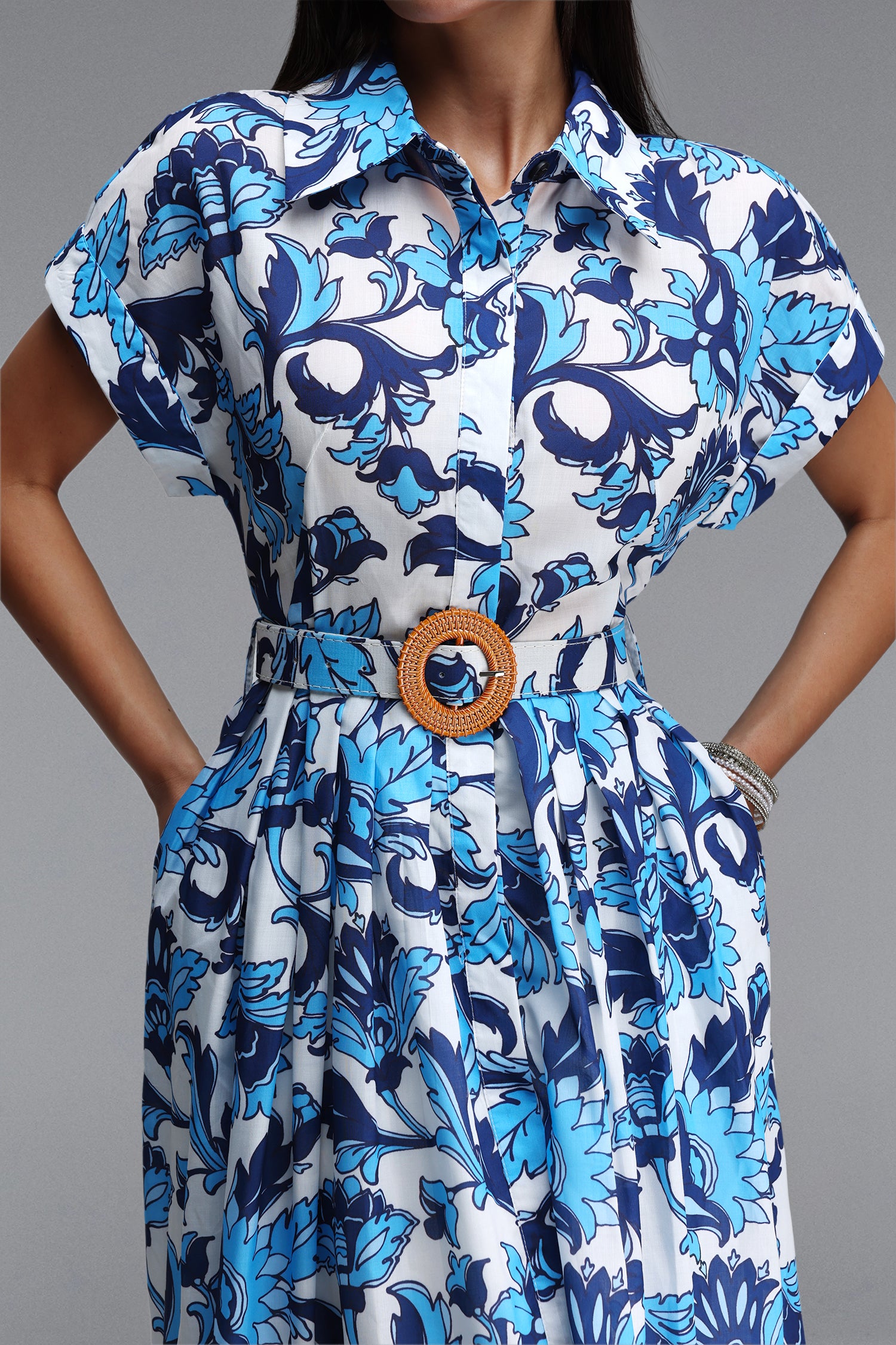 Valor Resort Tailored Short Sleeve Print Woven Maxi Dress	
