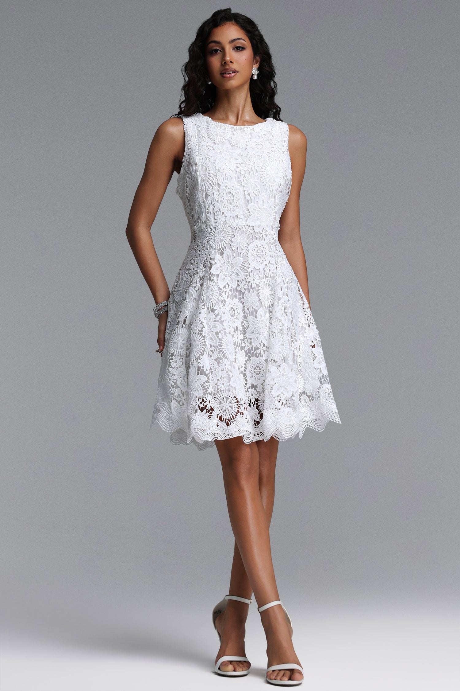 Pedra Elegant Cinched Round Neck Sleeveless Floral Lace Mini Dress	