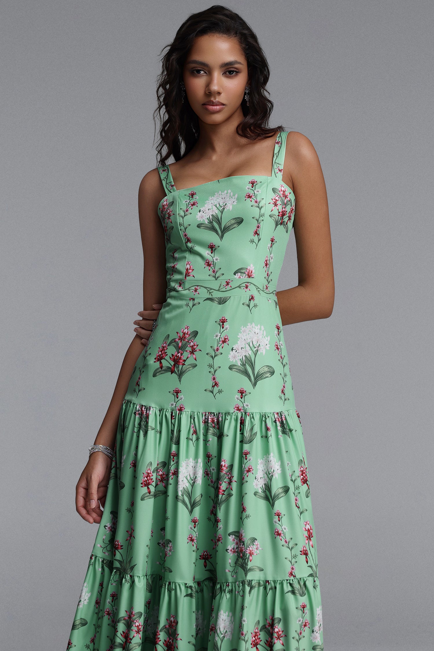 Yuio Resort Flowy Floral Print Woven Maxi Dress	