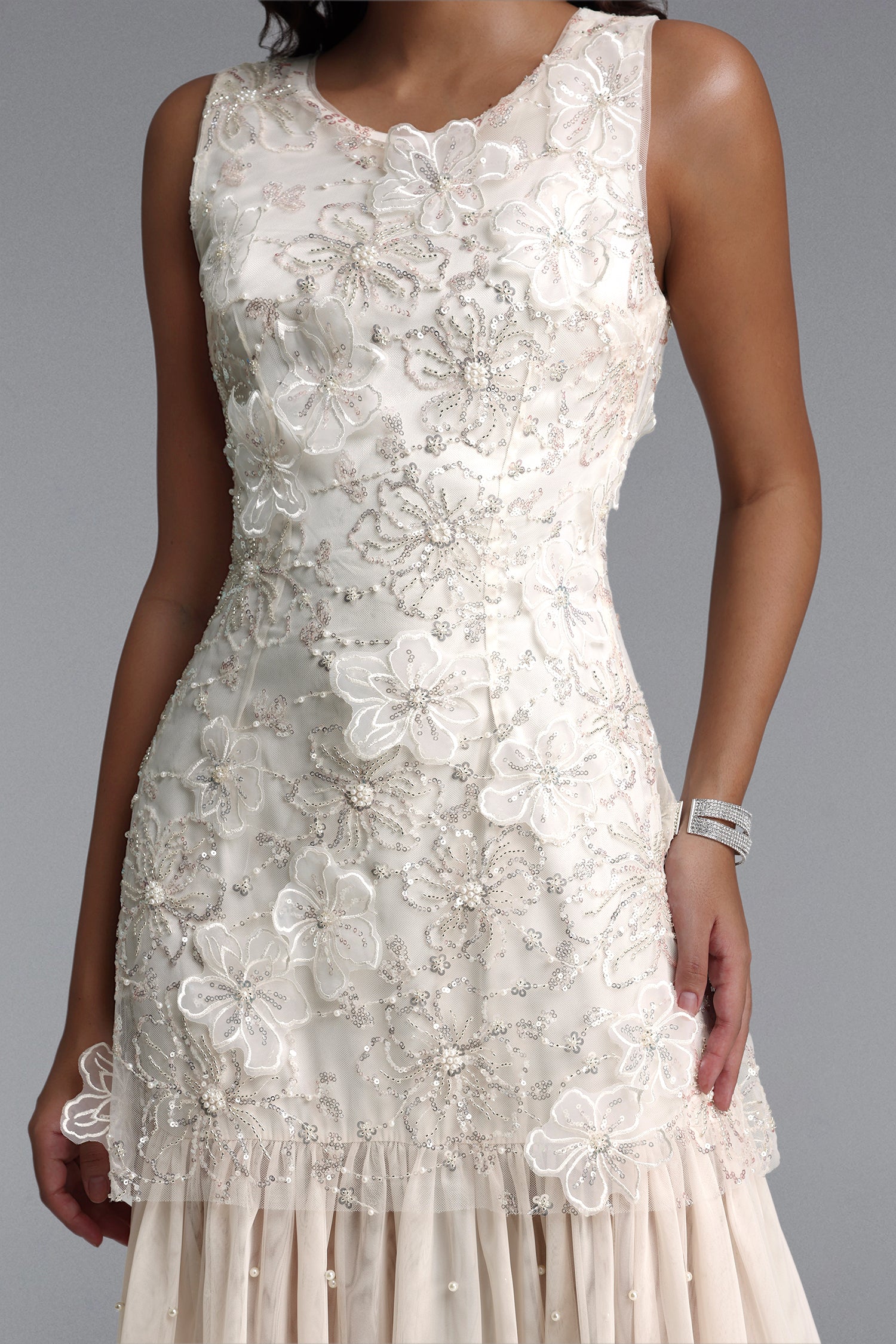 Marina Elegant Flowy Round Neck Sleeveless Sequin Floral Woven Maxi Dress	