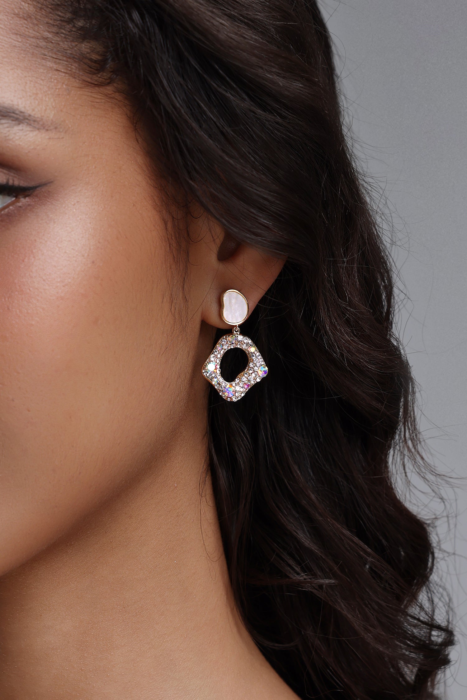 Yoli Irregular Diamond Hollow Geometric Drop Earrings	