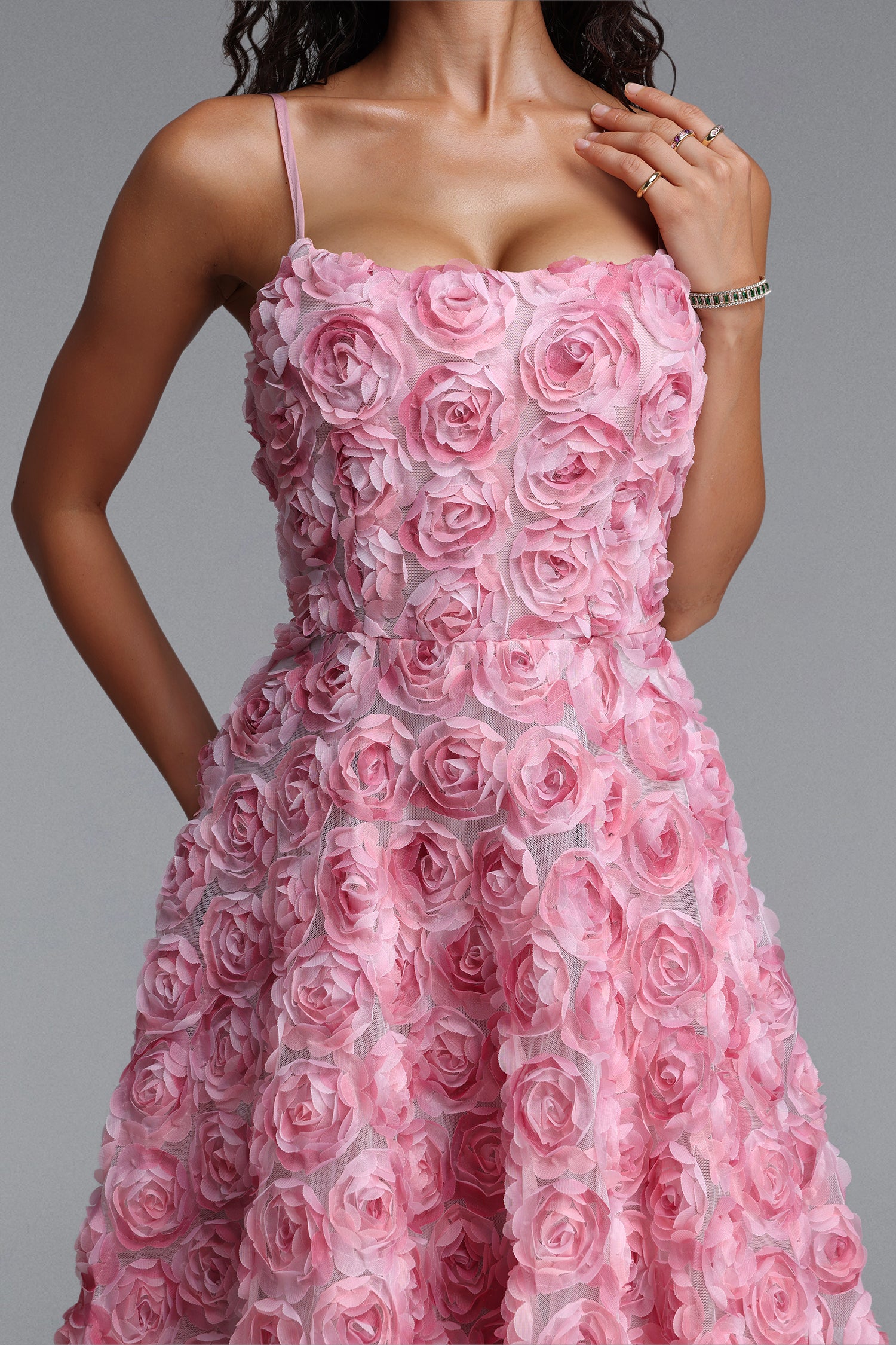 Gani Romantic Flowy Spaghetti Strap Floral Woven Maxi Dress	