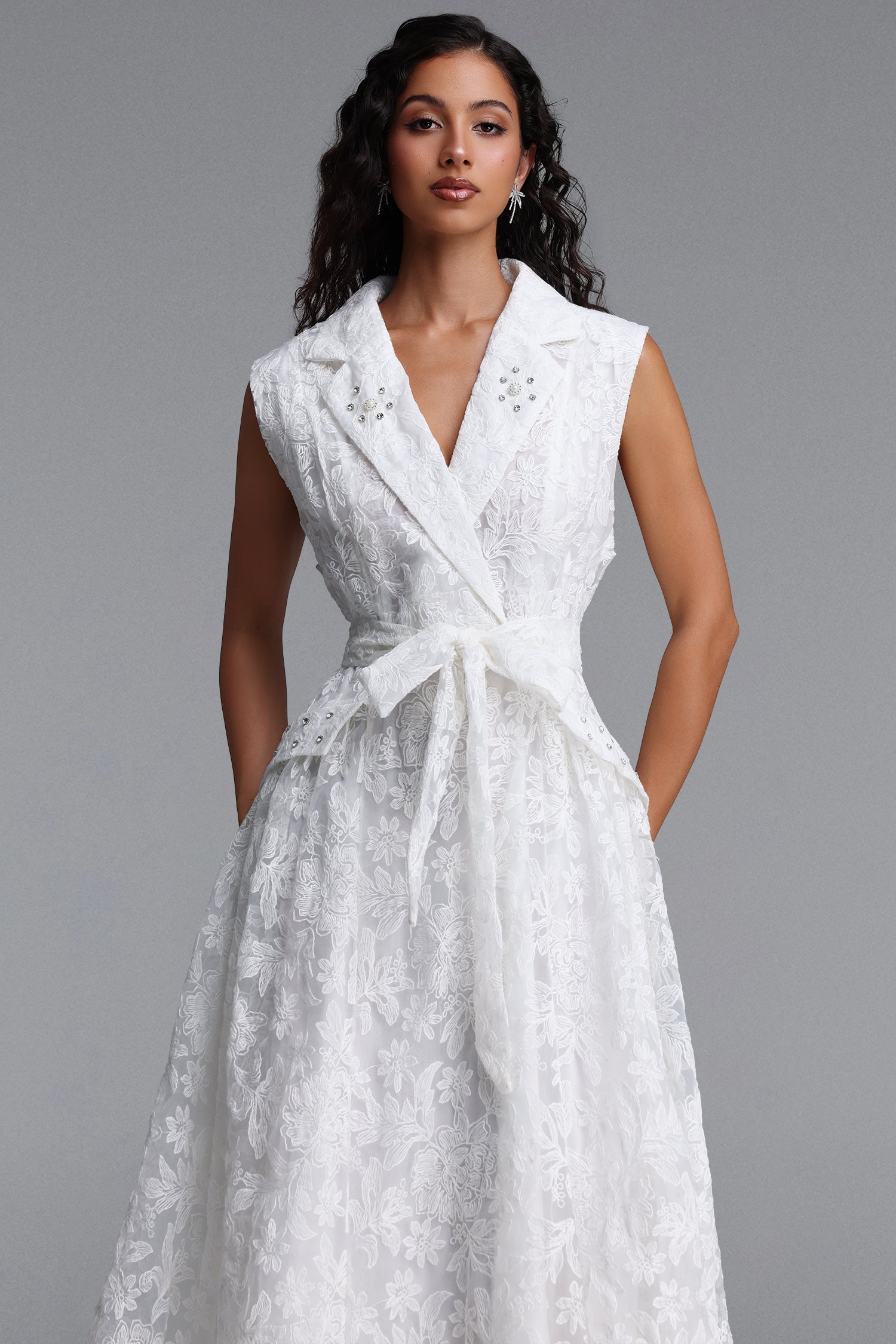 Madge Resort Flowy Sleeveless Floral Woven Maxi Dress	