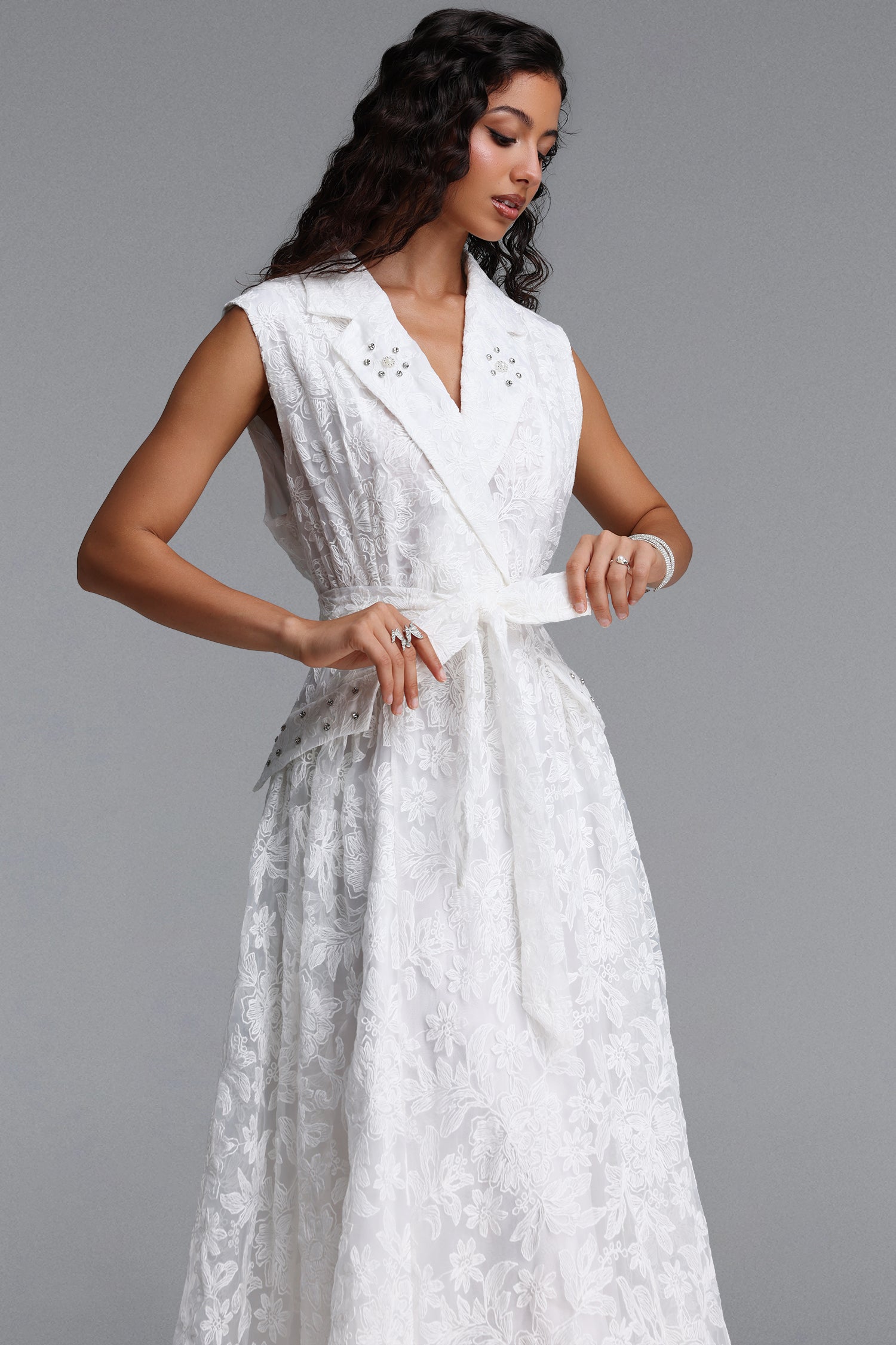 Madge Resort Flowy Sleeveless Floral Woven Maxi Dress	