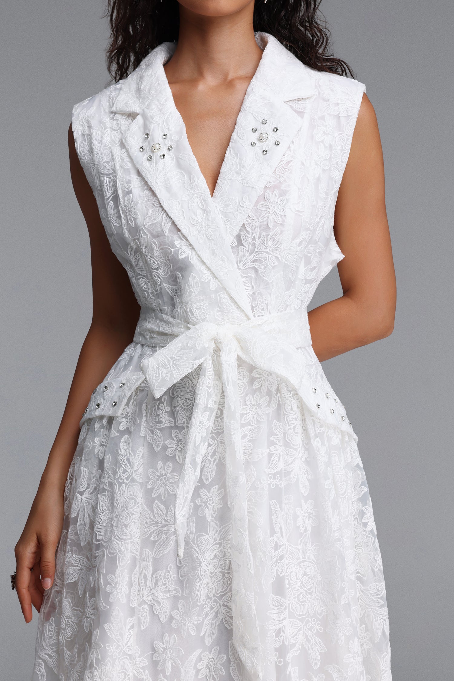 Madge Resort Flowy Sleeveless Floral Woven Maxi Dress	