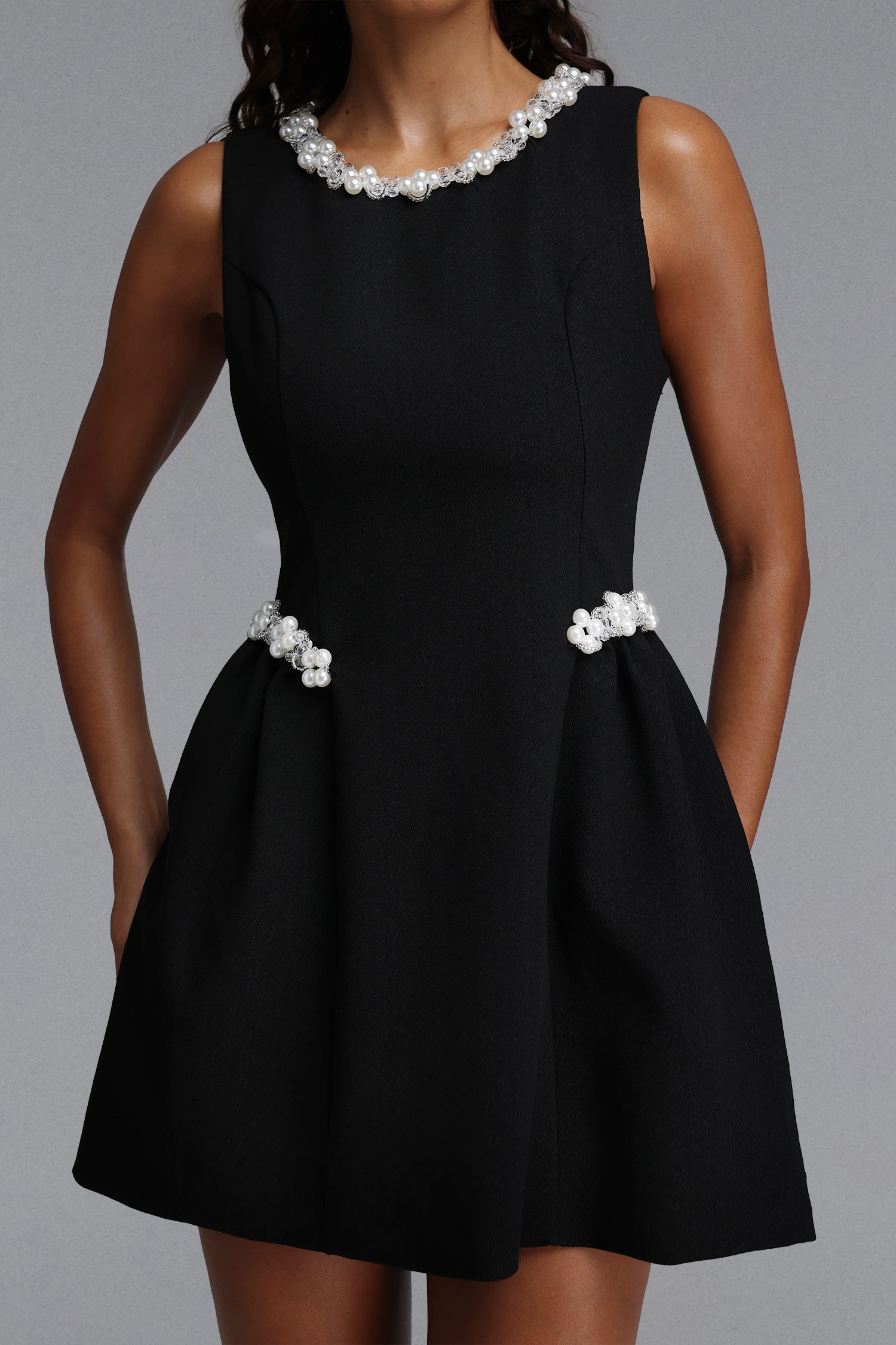 Luva Elegant Tailored Round Neck Sleeveless Pearl Woven Mini Dress	