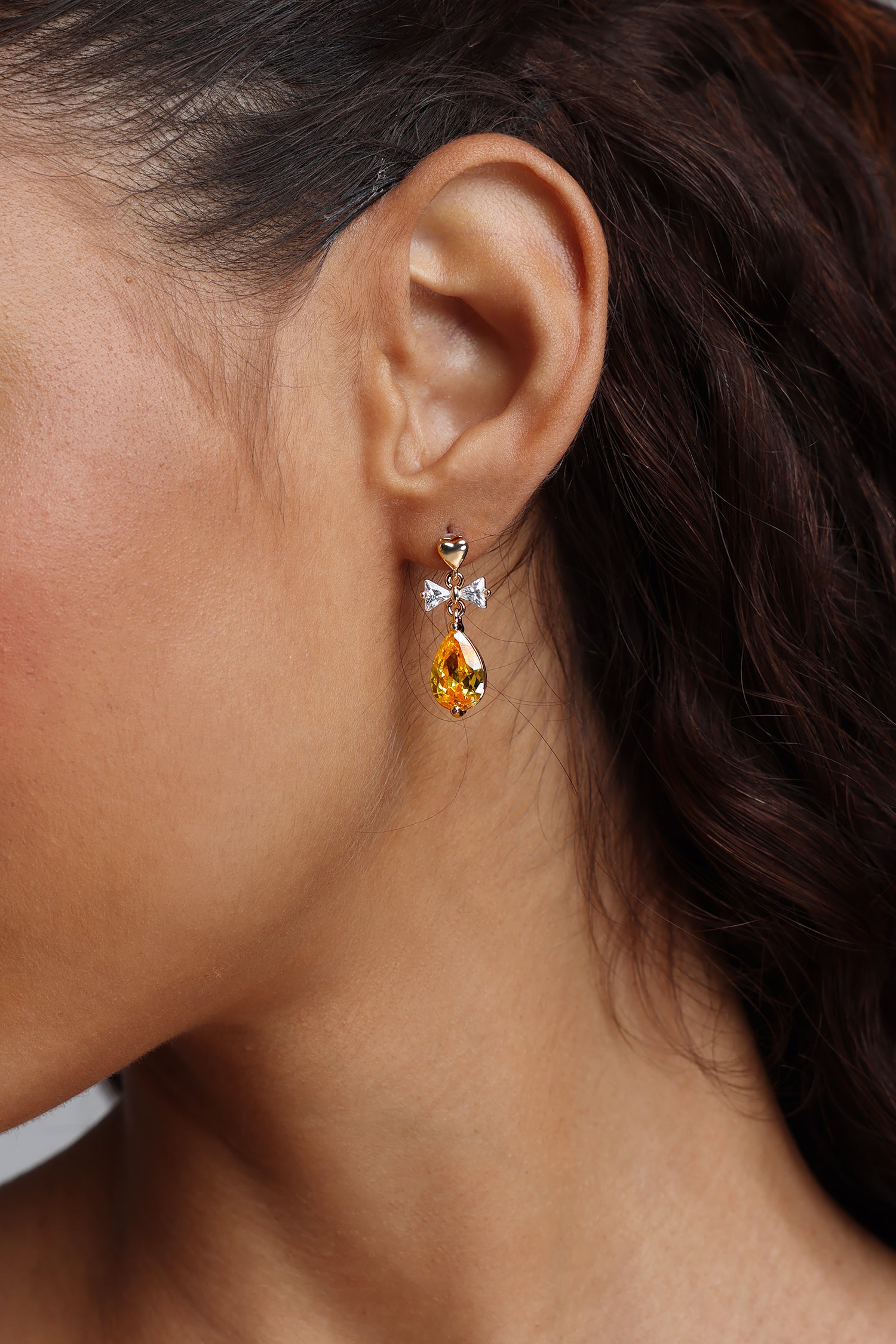 Havera Bow Teardrop Zircon Earrings	