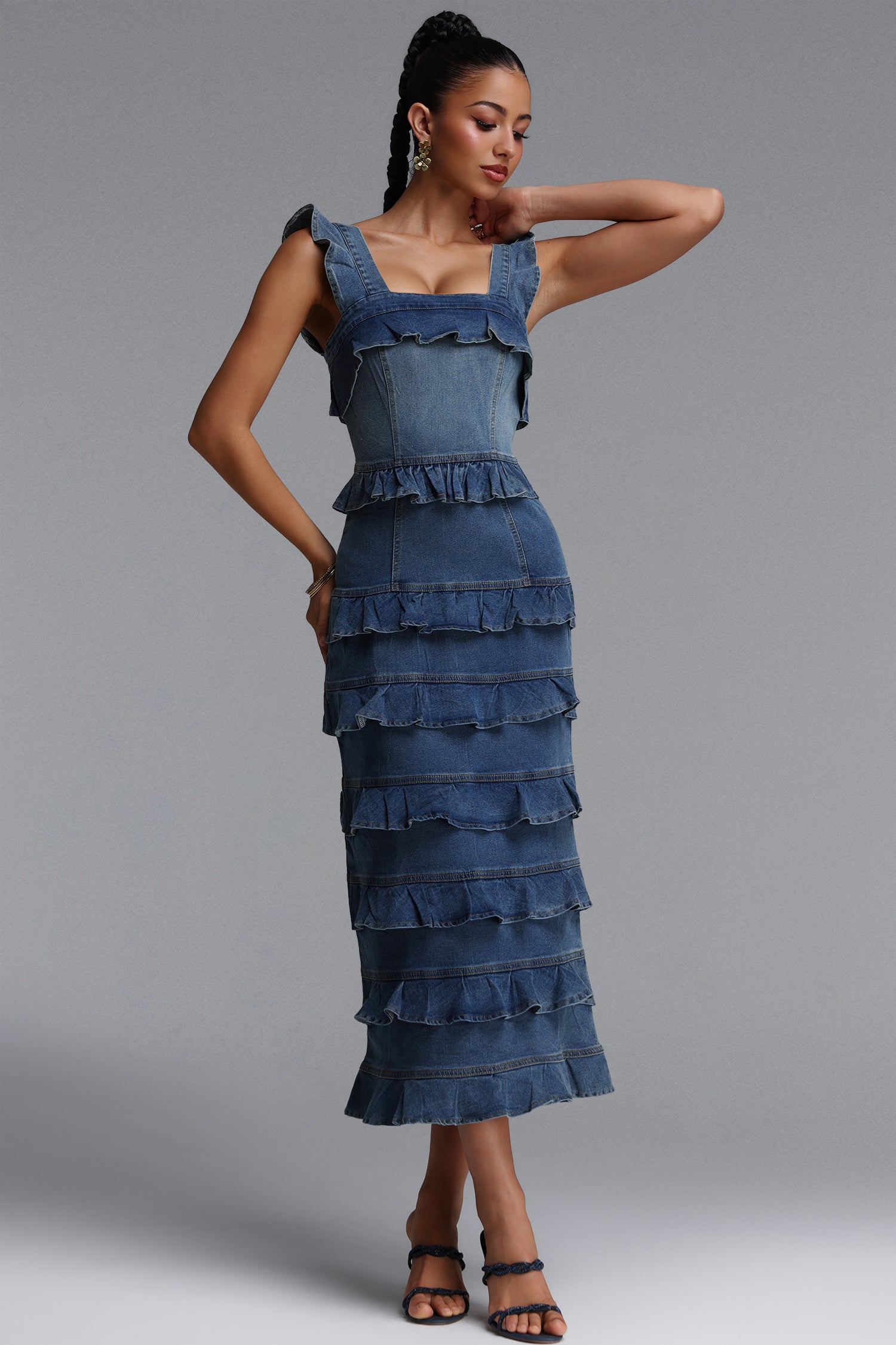 Rakani Romantic Contour Sleeveless Ruffle Maxi Dress	