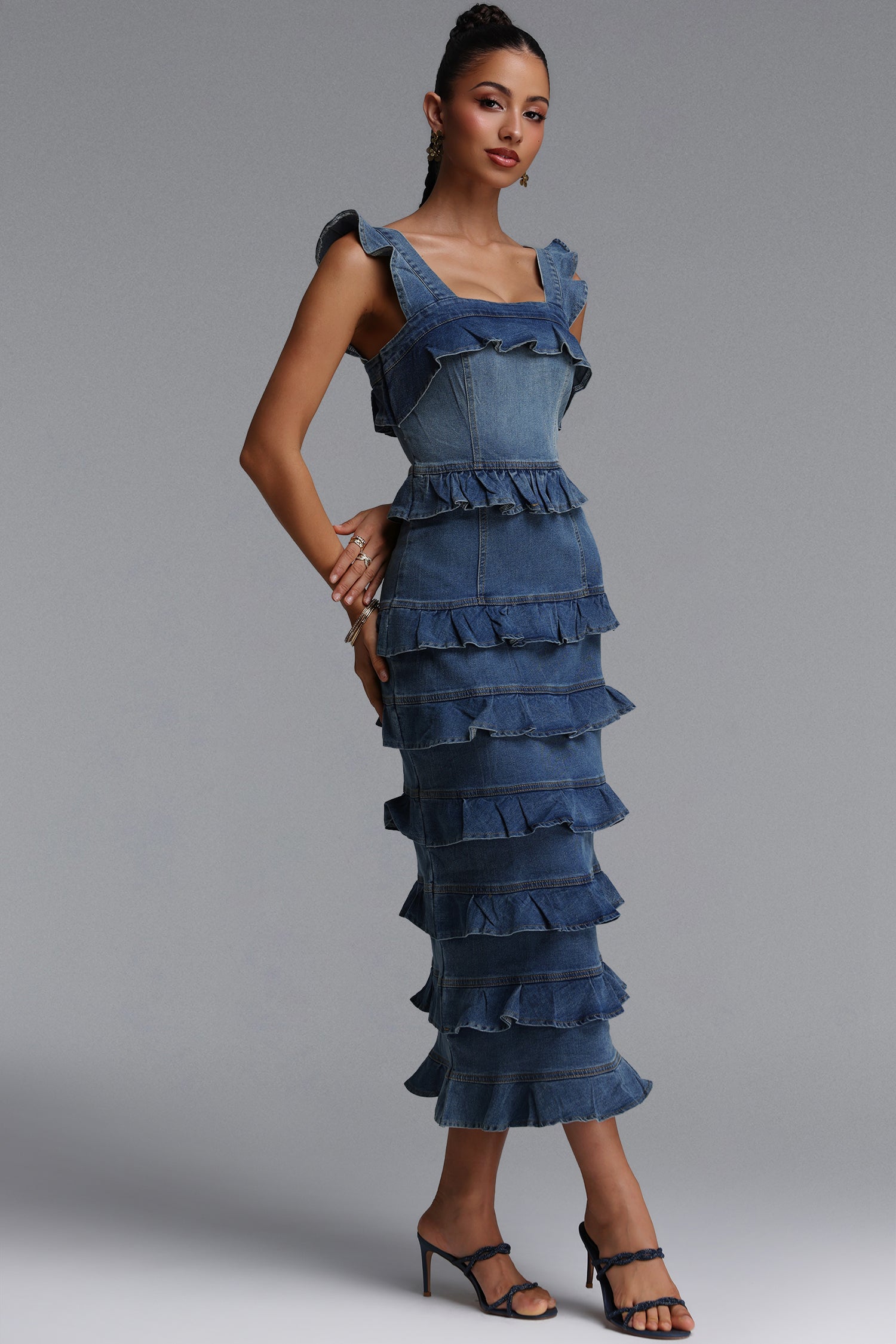Rakani Romantic Contour Sleeveless Ruffle Maxi Dress	