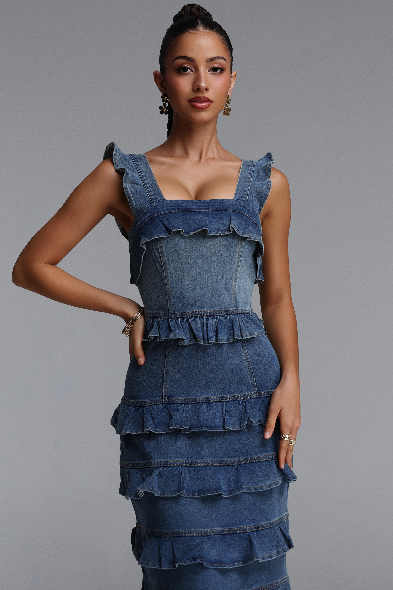 Rakani Romantic Contour Sleeveless Ruffle Maxi Dress	
