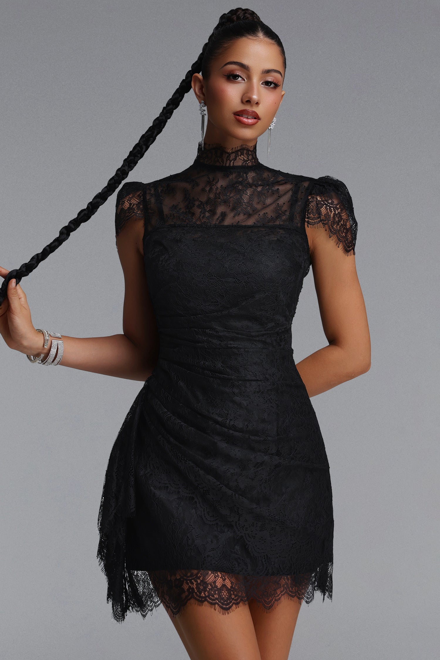 Noor Vintage Cinched Short Sleeve Floral Lace Mini Dress	