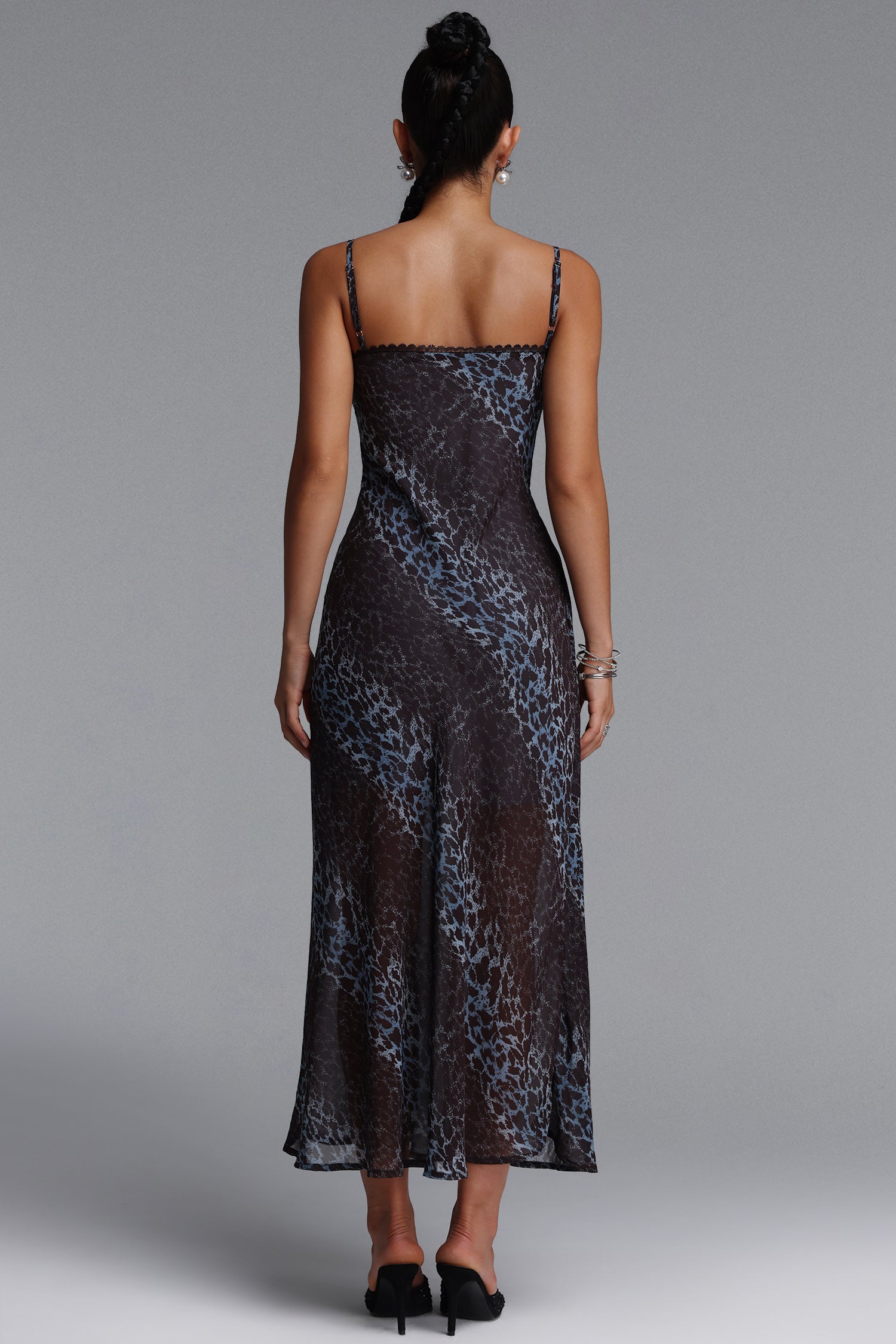 Gabriella Romantic Contour Spaghetti Strap Print Woven Maxi Dress	
